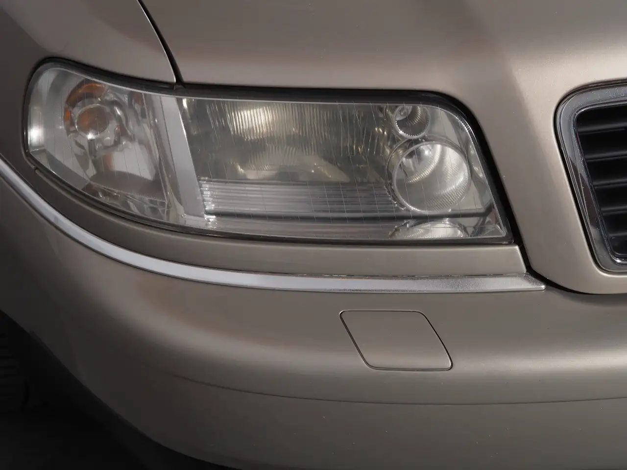 Audi A8 3.7 quattro, foto 9