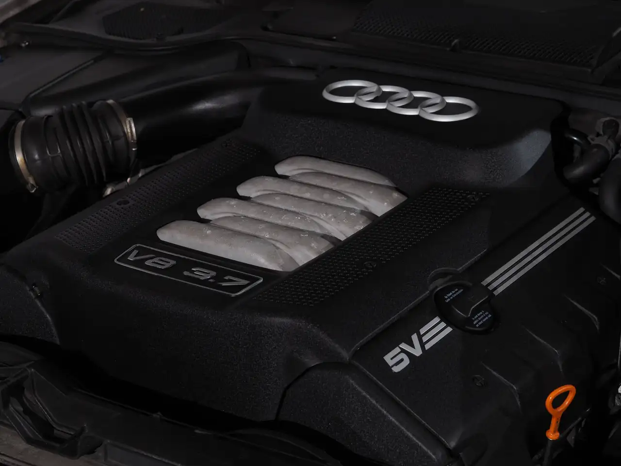 Audi A8 3.7 quattro, foto 11