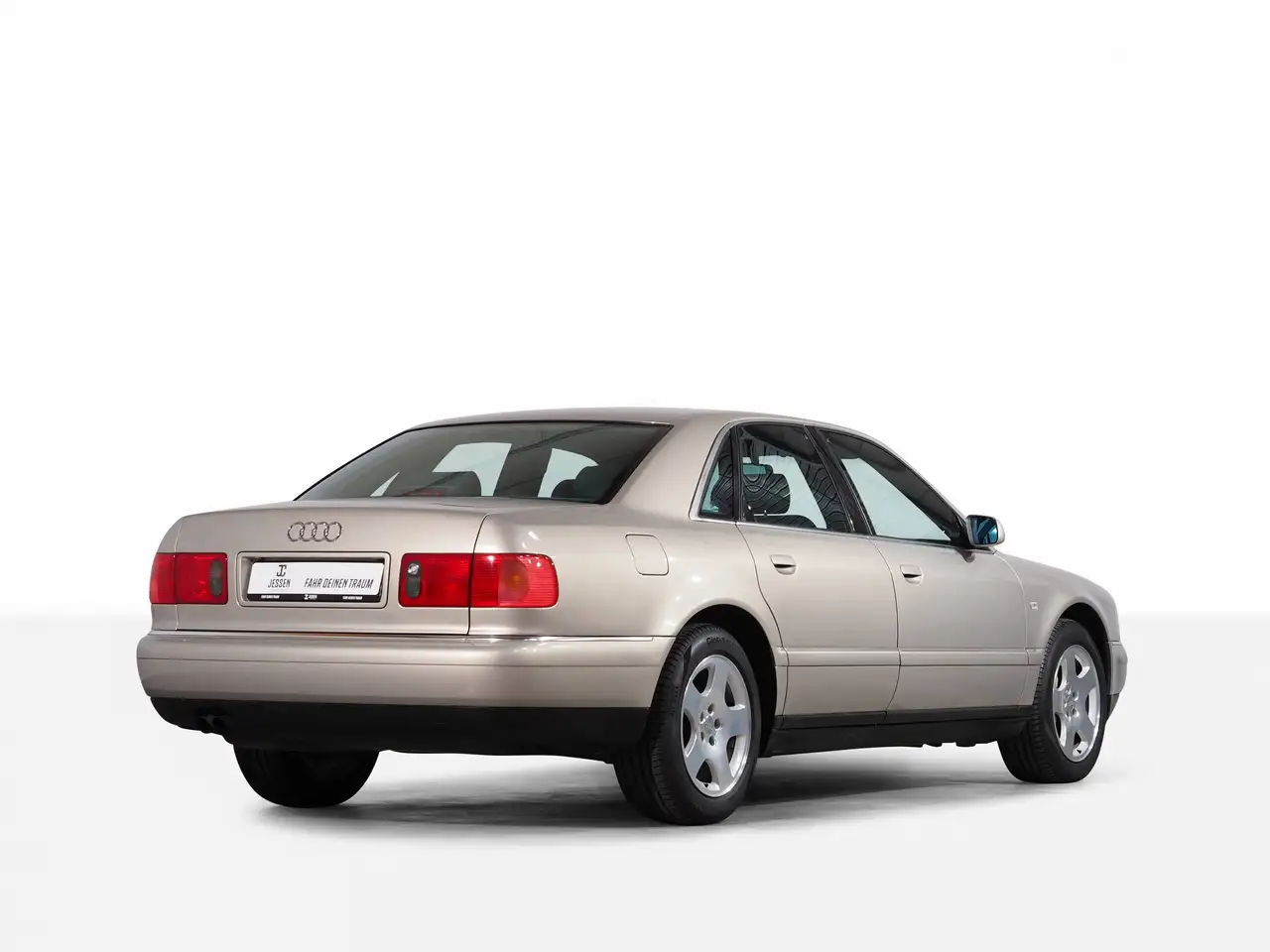 Audi A8 3.7 quattro, foto 3