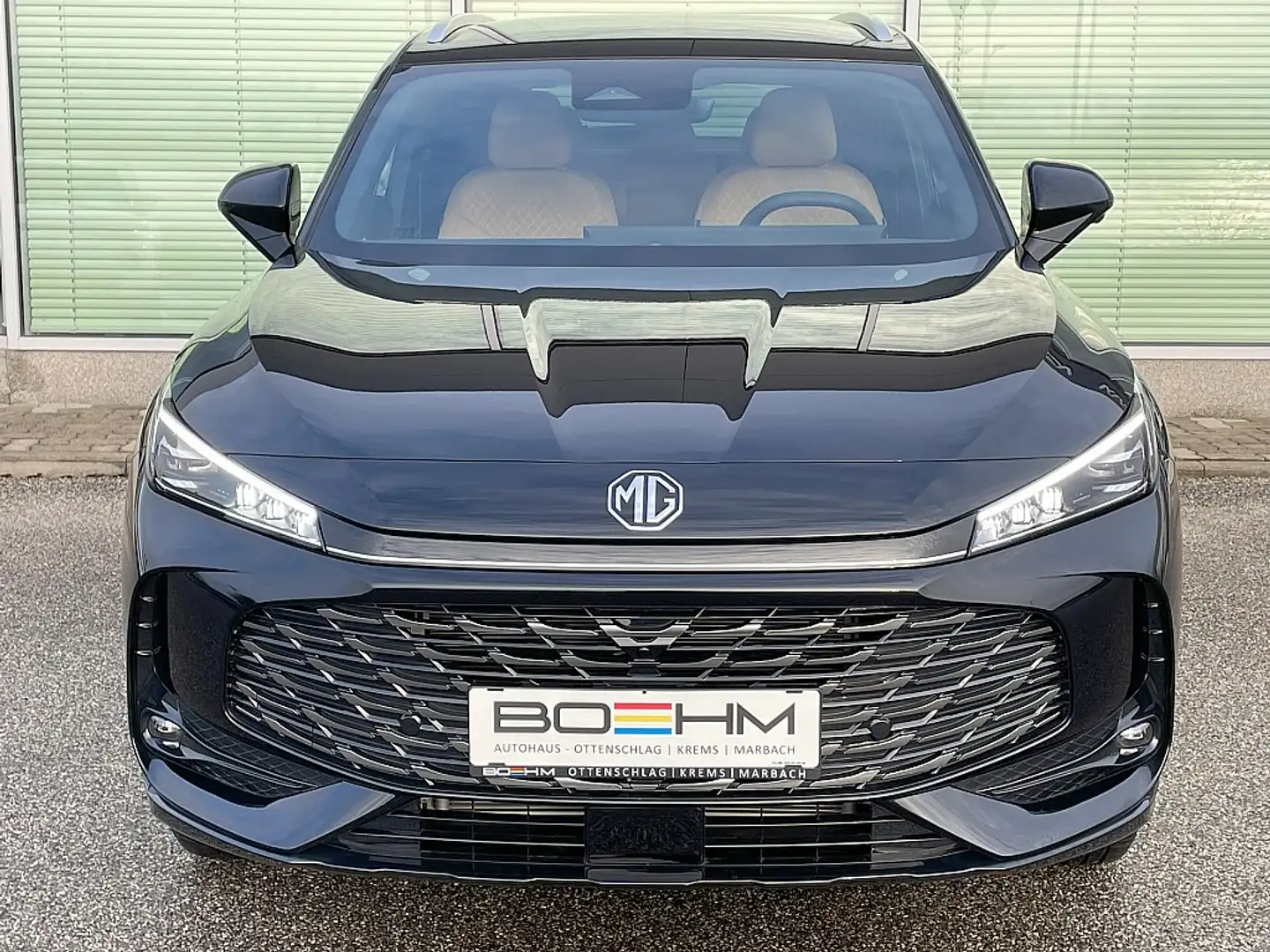 MG HS PHEV New Comfort  21,4kWh Aut. Zwart - 2