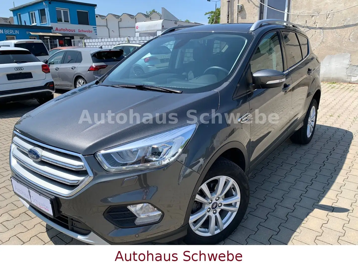 Ford Kuga Automatik Klima SHz Navi Bluet. LED Grau - 1