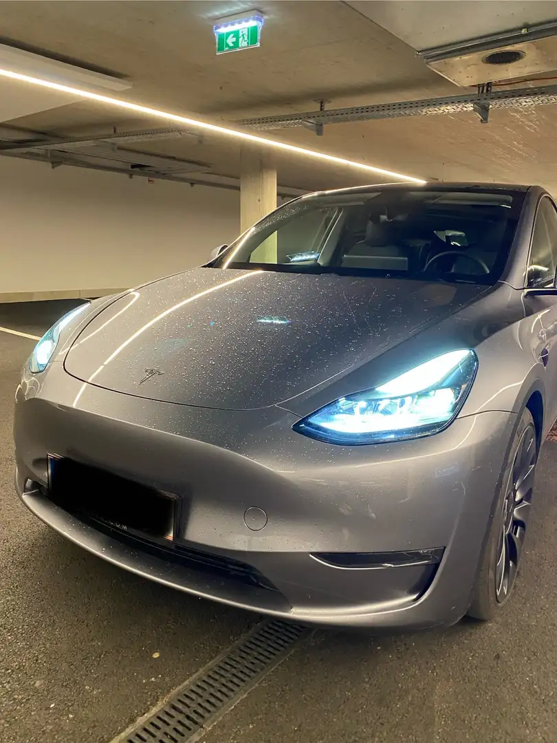 Tesla Model Y Performance/ Mwst Abzug/ GARANTIE/ 8-Fach Bereifun Grau - 2