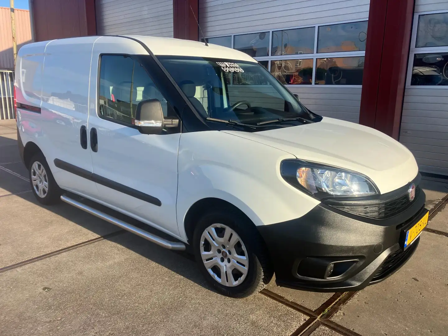 Fiat Doblo Cargo 1.6 MJ L1H1 ECO JET Blanc - 1