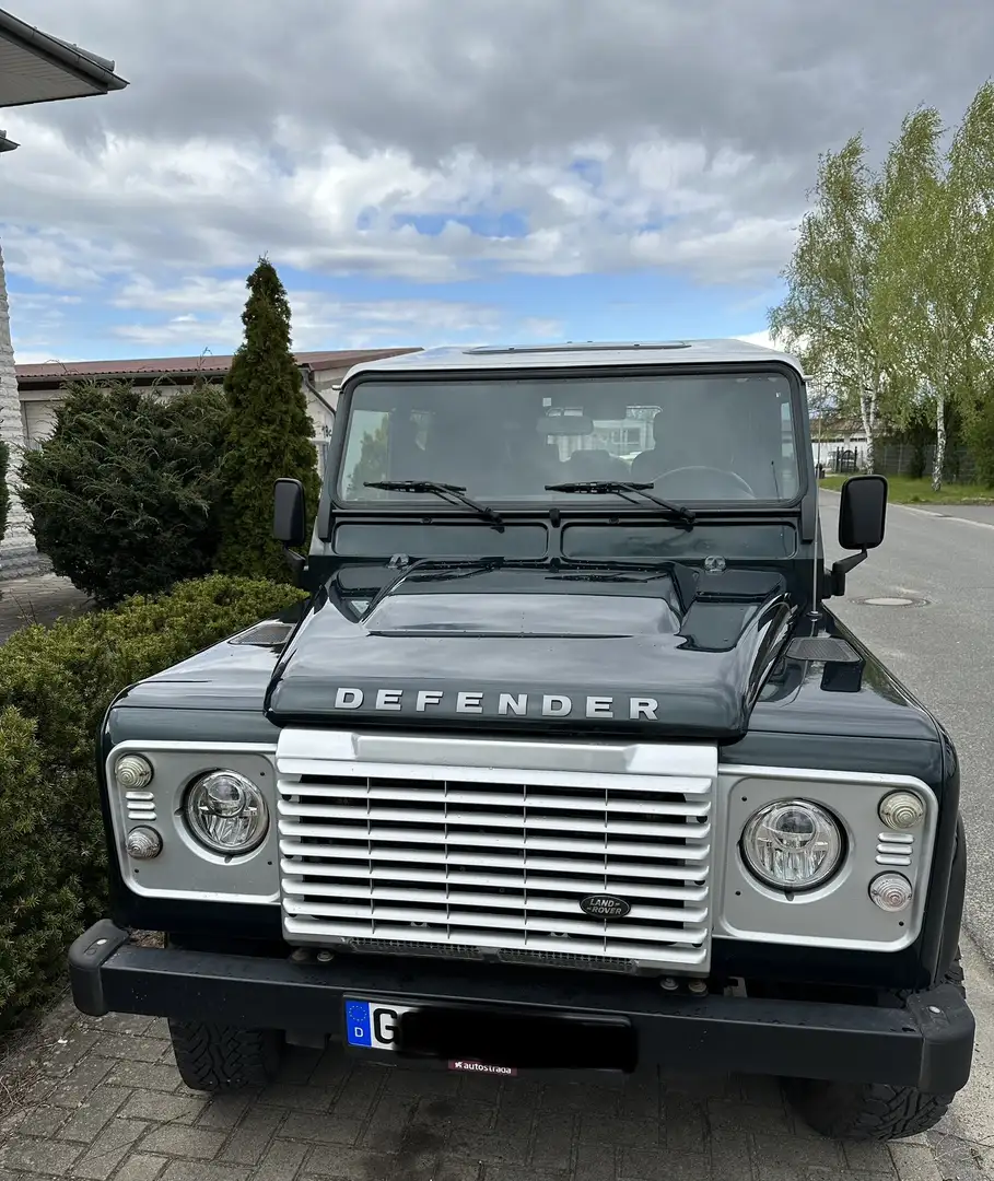 Land Rover Defender 110 DPF Station Wagon SE Puma Limited Edition - 1