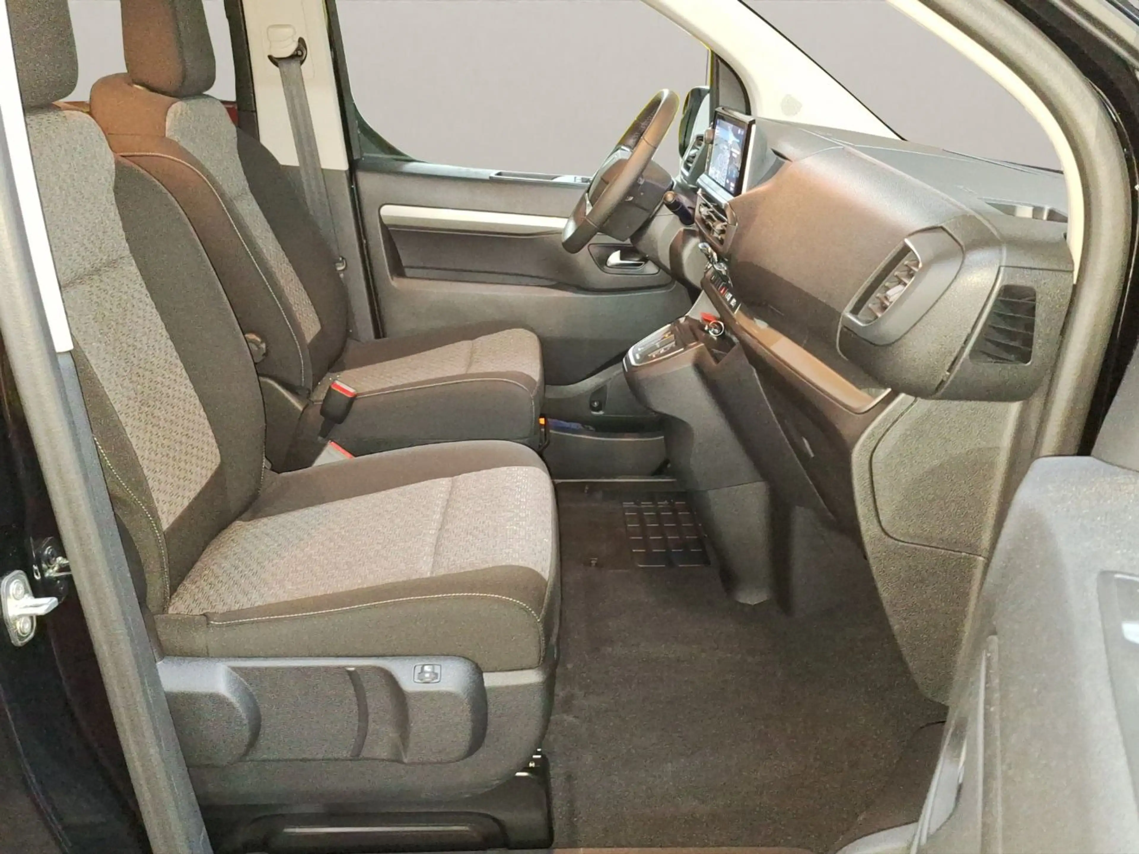 Peugeot Traveller 2.2 Diesel 180 L2 Active LED+Navi+SHZ — photo 10