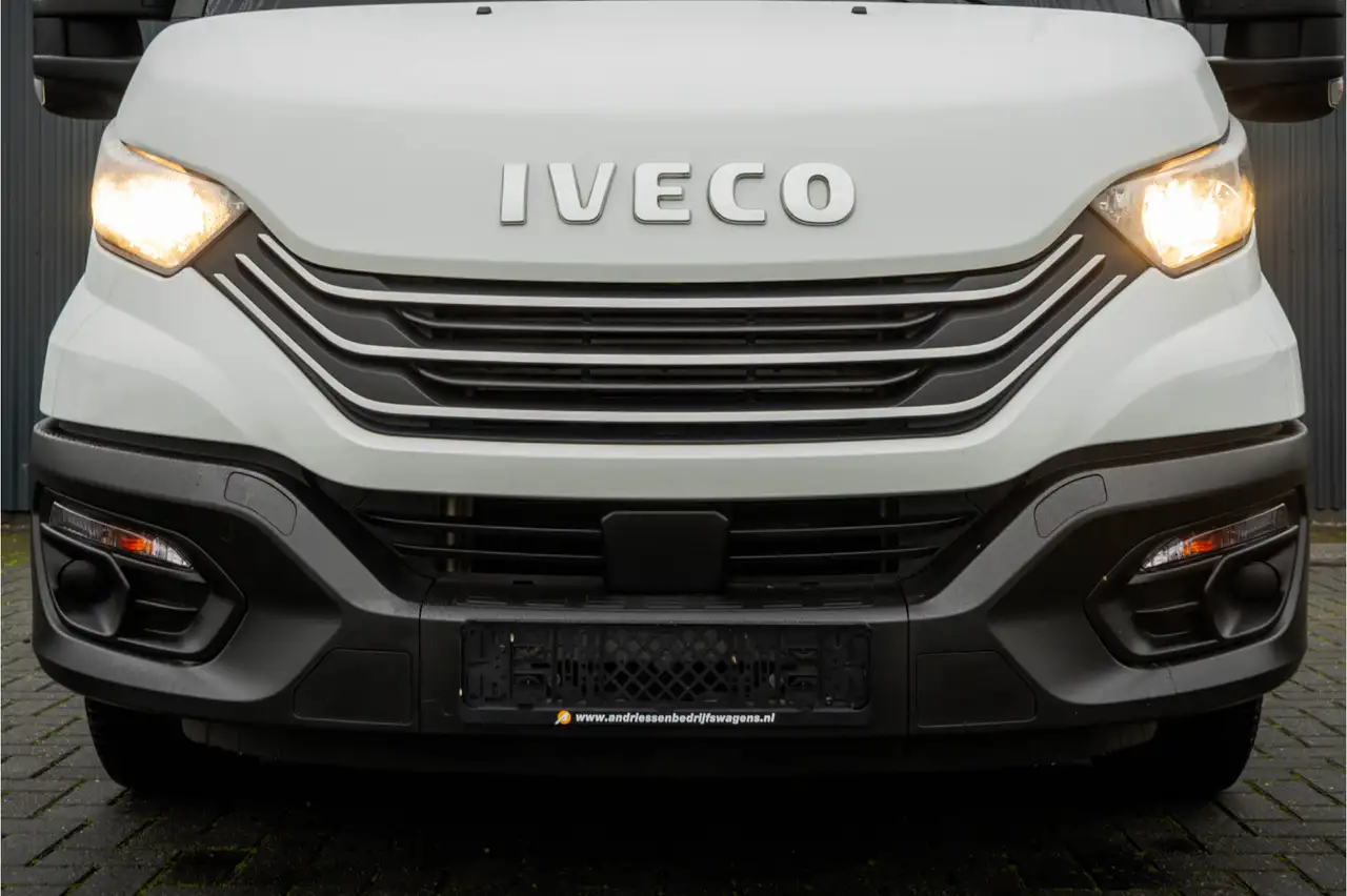 Iveco Daily 2023 — фото 25