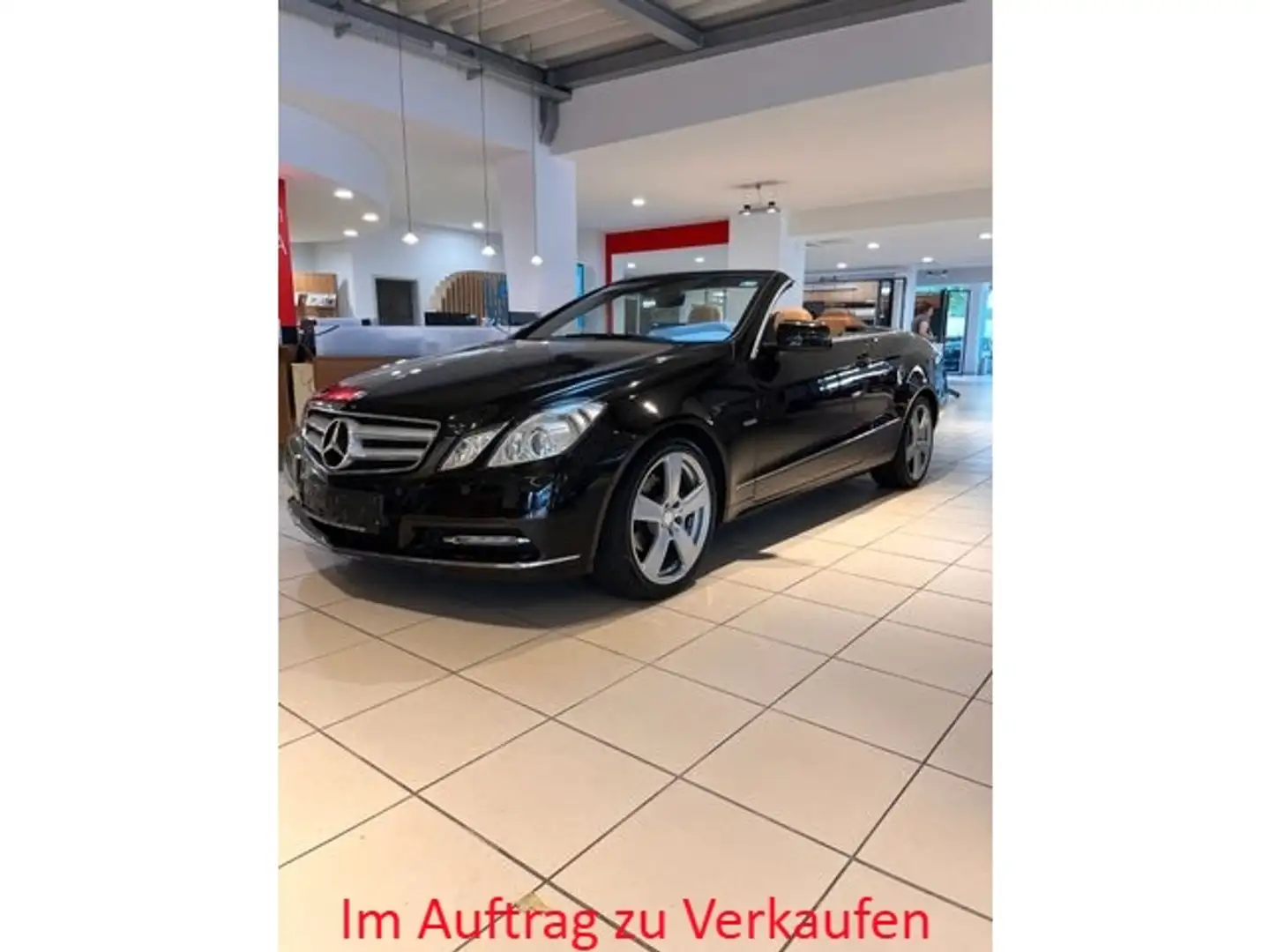 Mercedes-Benz E 200 -Kl. Cabrio neue Steuerkette Zwart - 1
