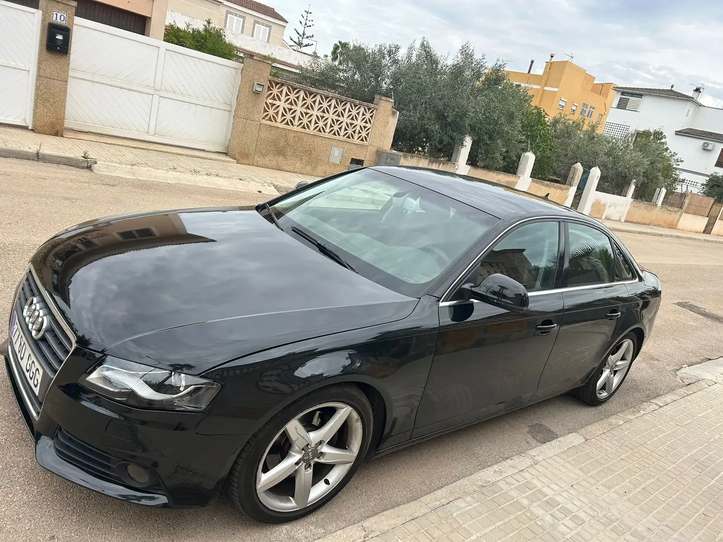 Audi A4 2.0TDI DPF 143 - 1