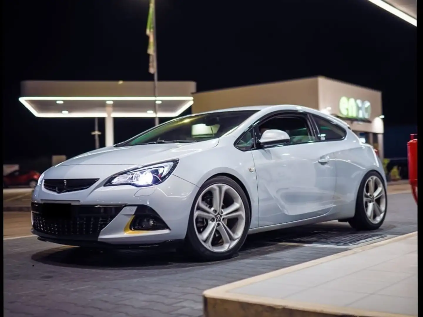 Opel Astra GTC 2.0 cdti ecotec Cosmo S s&s 165cv - 1
