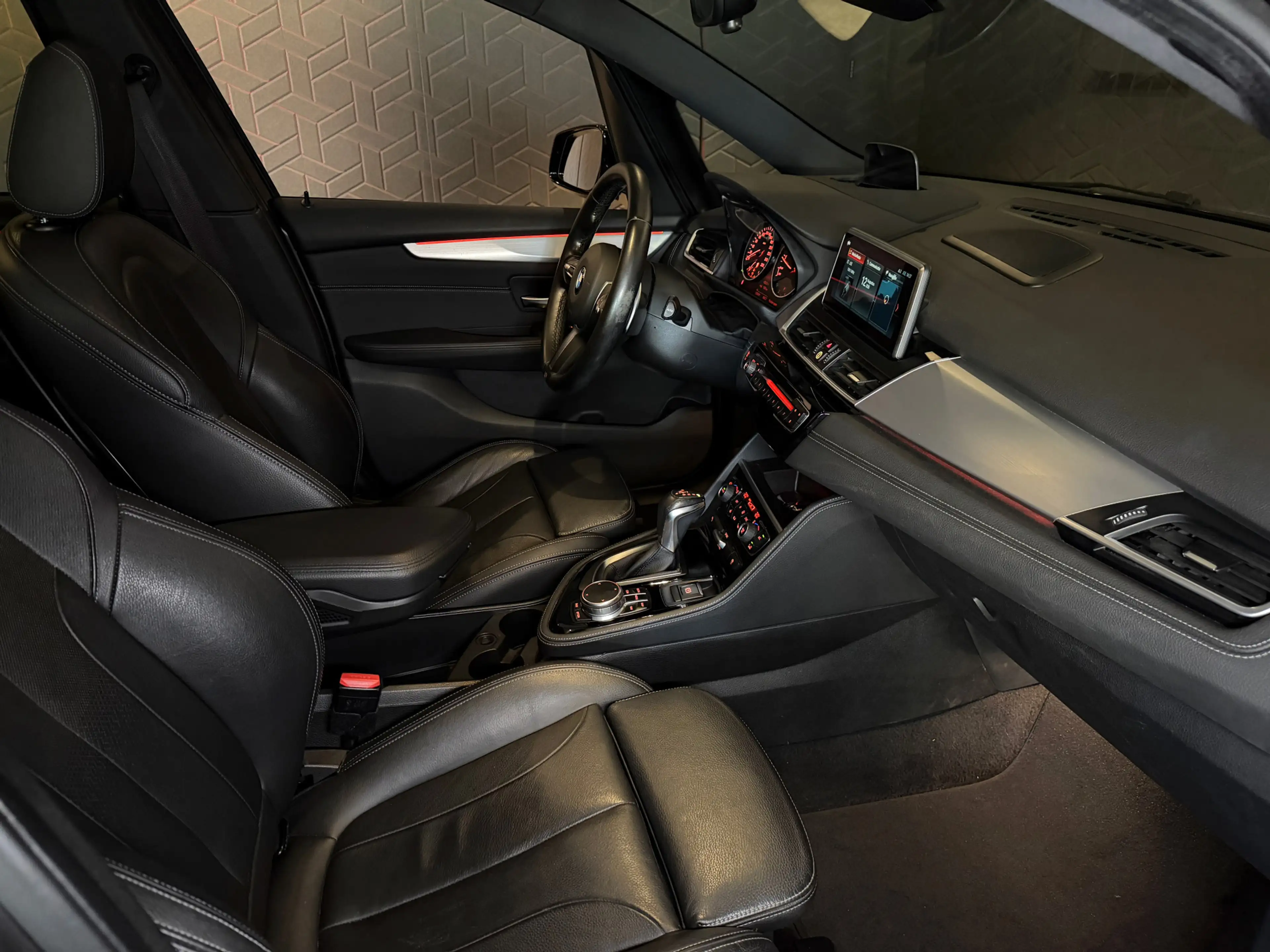 BMW 220 2-serie Gran Tourer 220i 7p. High Exe | M-sport | — photo 15