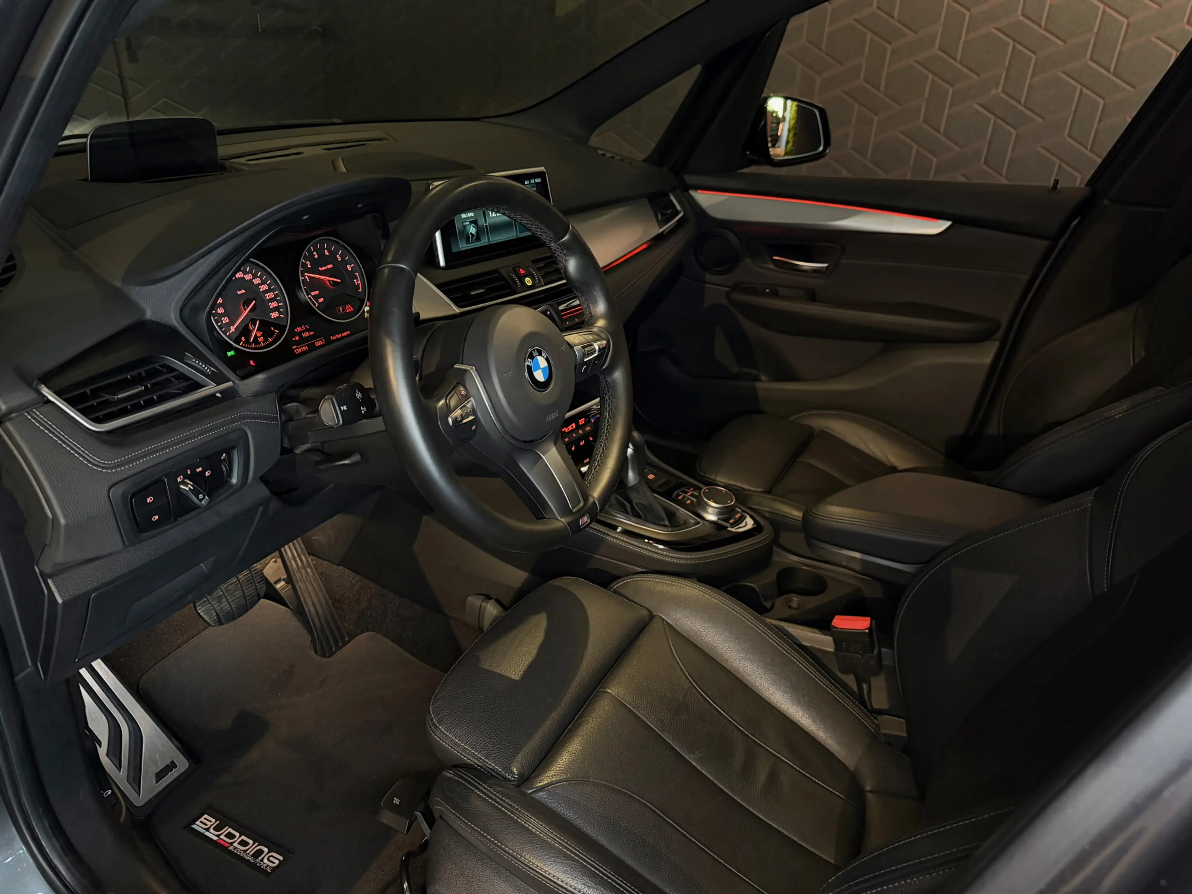 BMW 220 2-serie Gran Tourer 220i 7p. High Exe | M-sport | — photo 9