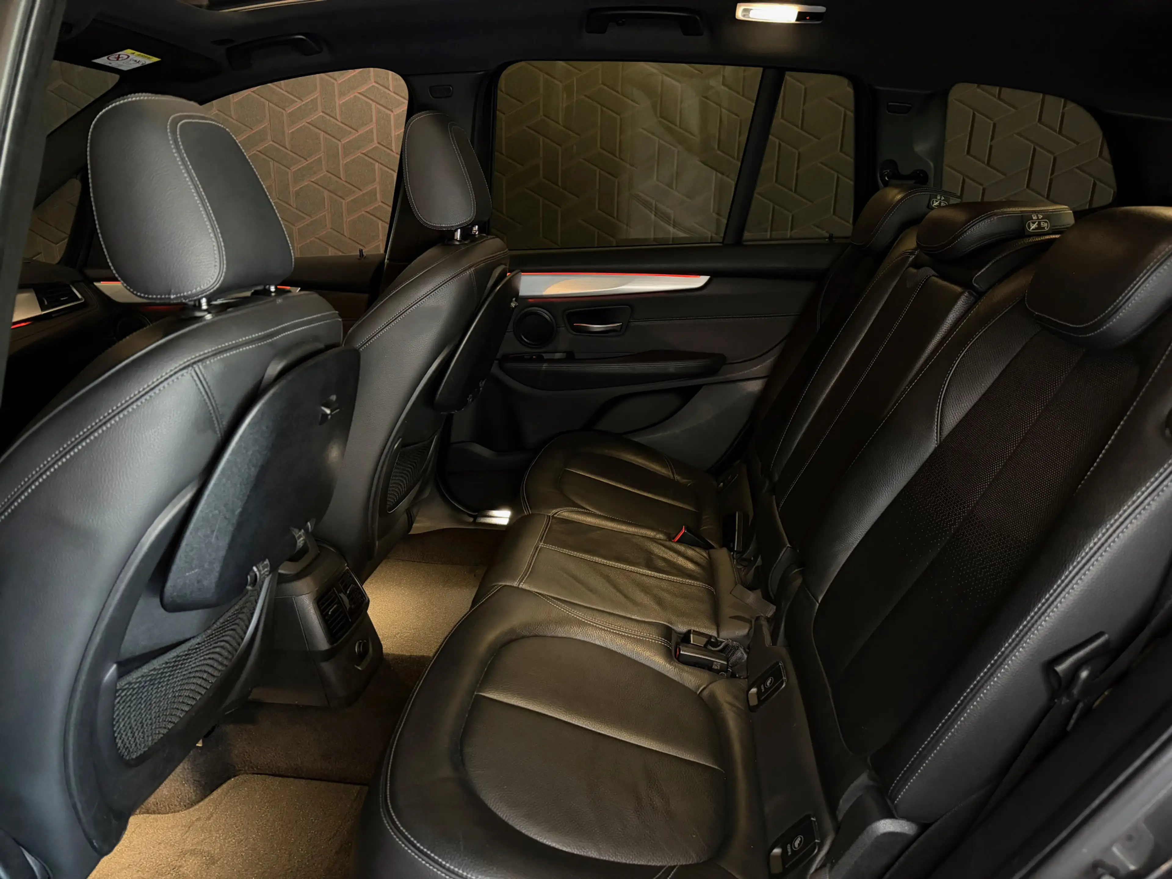 BMW 220 2-serie Gran Tourer 220i 7p. High Exe | M-sport | — photo 10