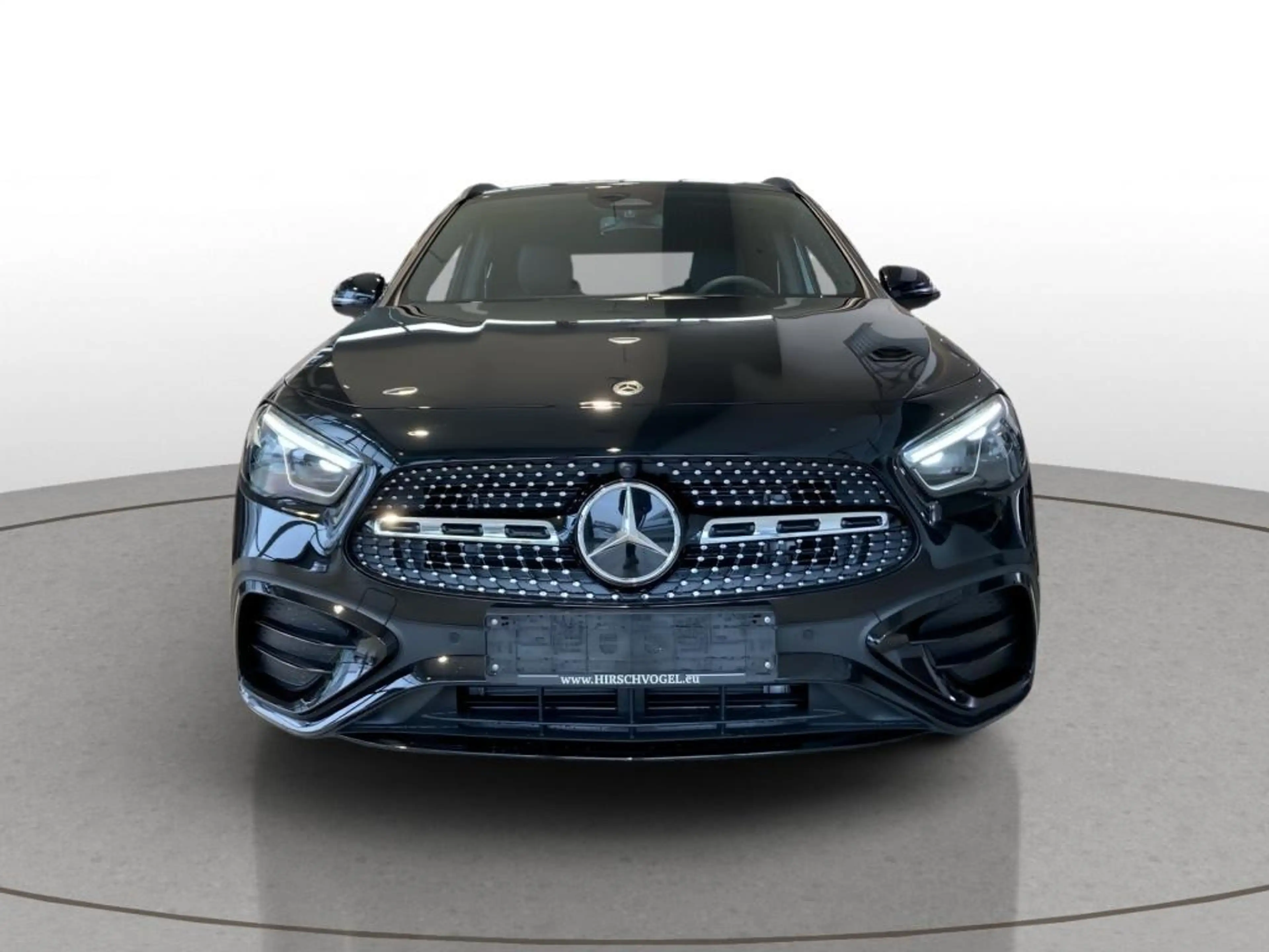 Mercedes-Benz GLA 220 d 4M AMG-Line+Night+AHK+DISTRO+MULTIBEAM — photo 3