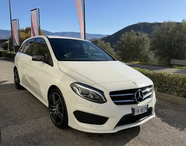 Mercedes-Benz B 180 Classe B 180 Premium AMG Perfetta