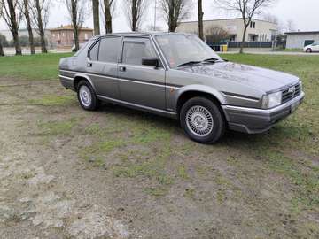 Alfa 90 1.8