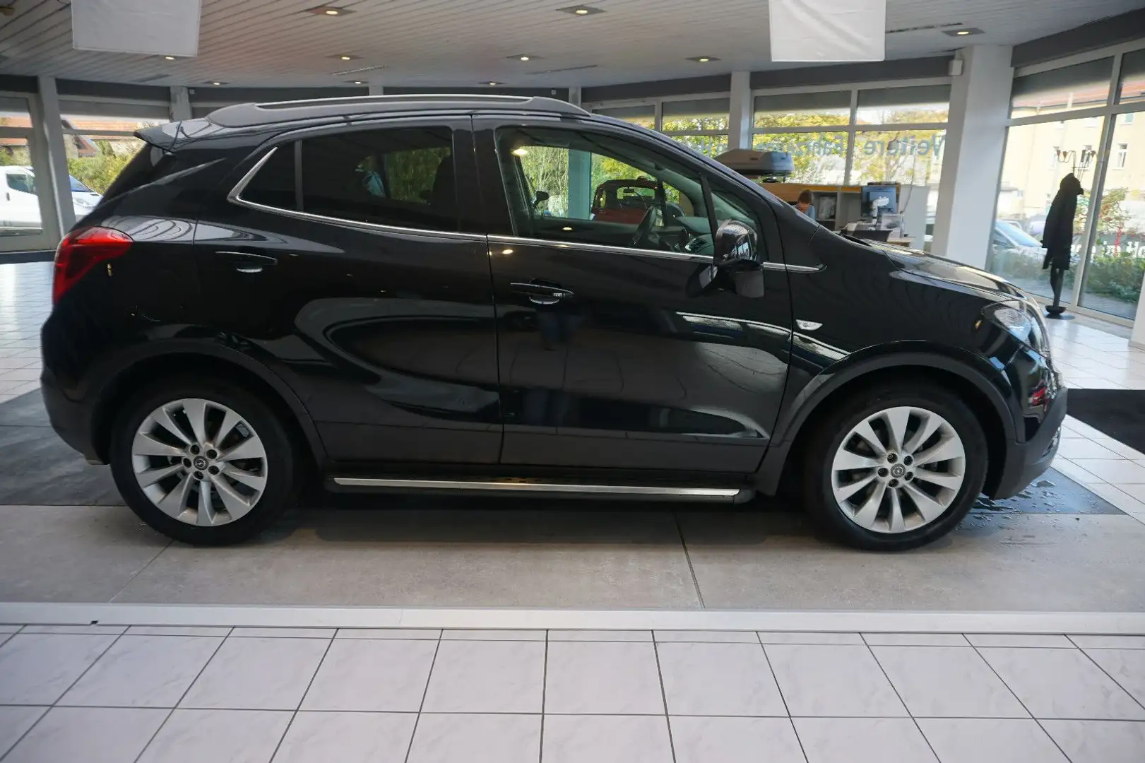 Opel Mokka Innovation AUTOMATIK, BI-XENON, NAVI, PDC Schwarz - 2