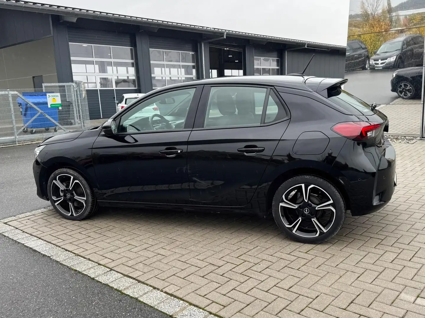 Opel Corsa 1.2 T 101 PS GS-Line Sitzheizung Schwarz - 2