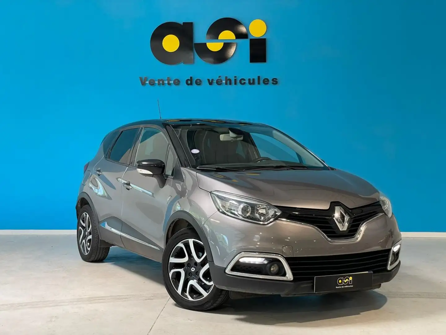 Renault Captur 0.9 TCe - 90 Grigio - 1