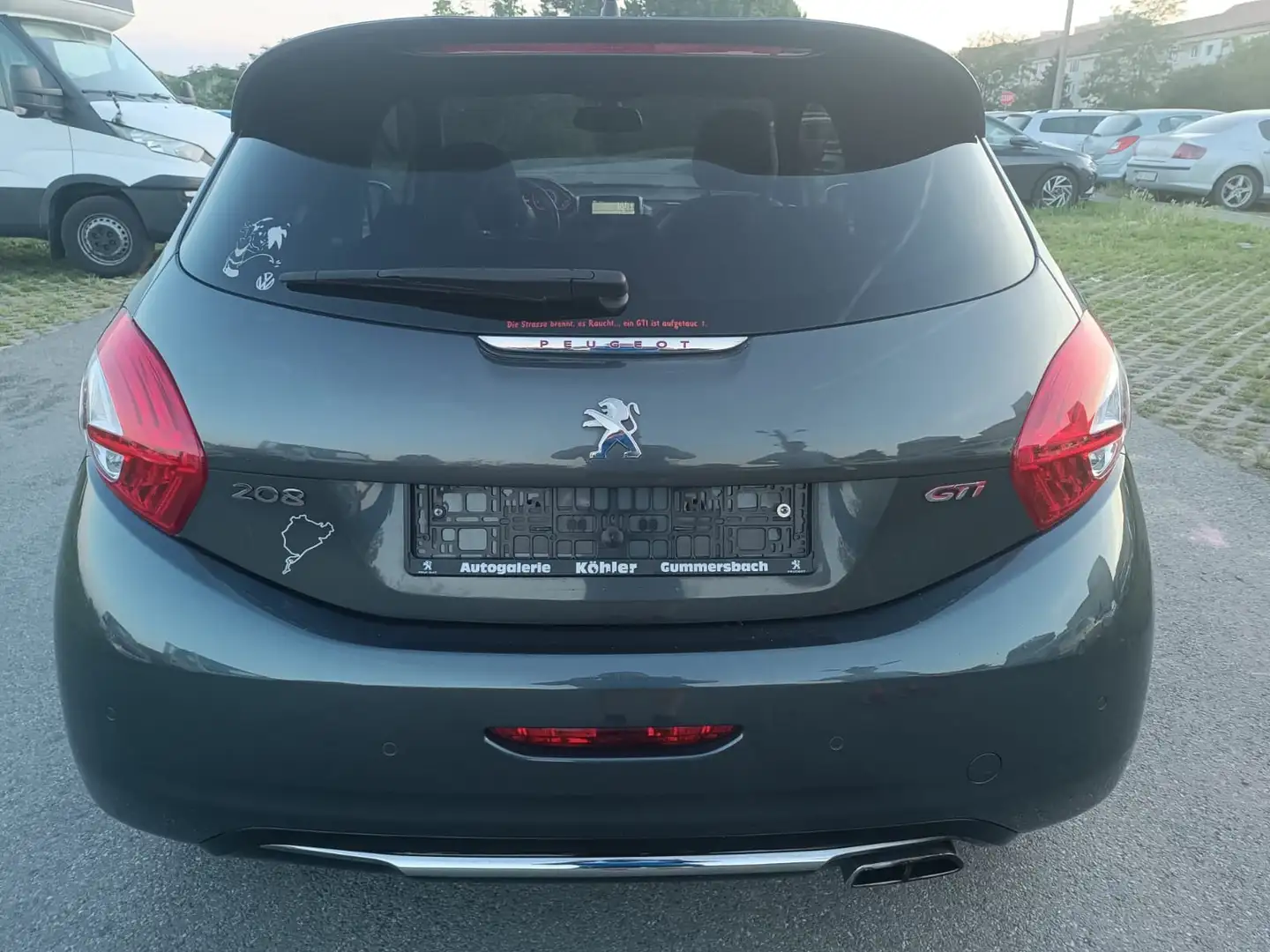 Peugeot 208 GTI 200 THP - 2