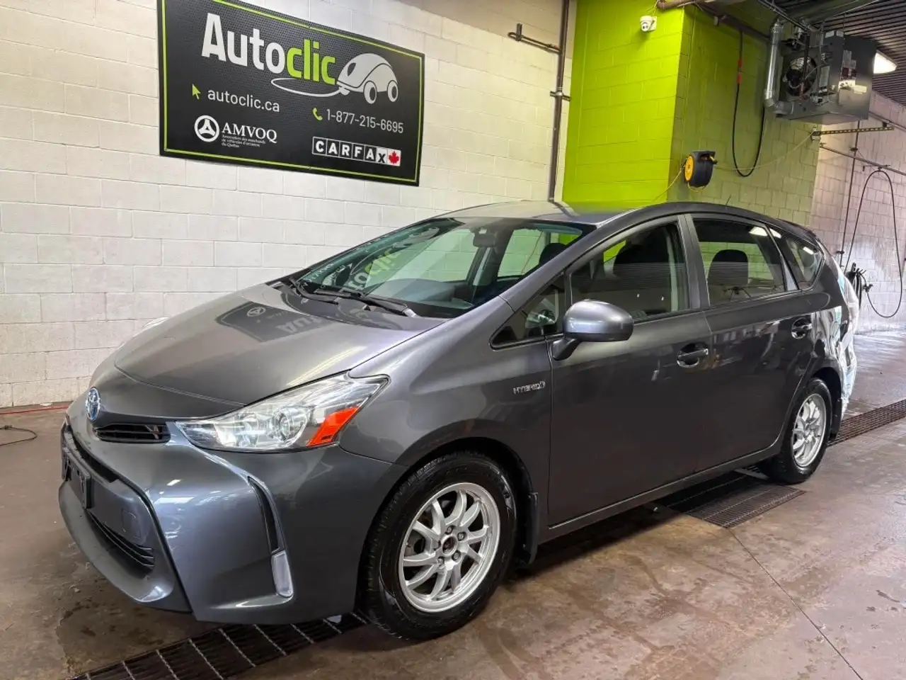 2016 Toyota Prius v