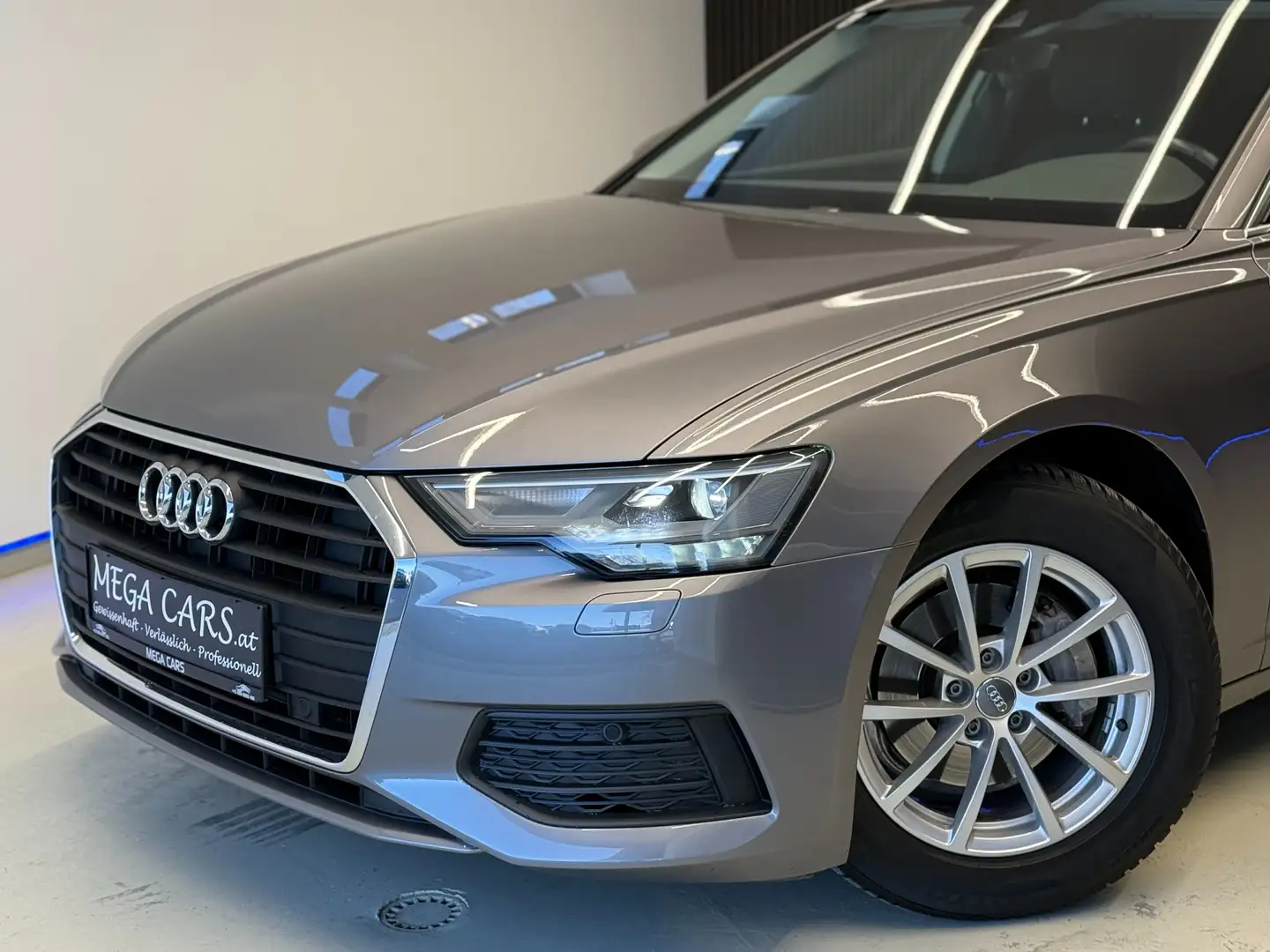 Audi A6 40 TDI S-TRONIC / NAVI / AHK / LED / 1. Besitzer Grigio - 2
