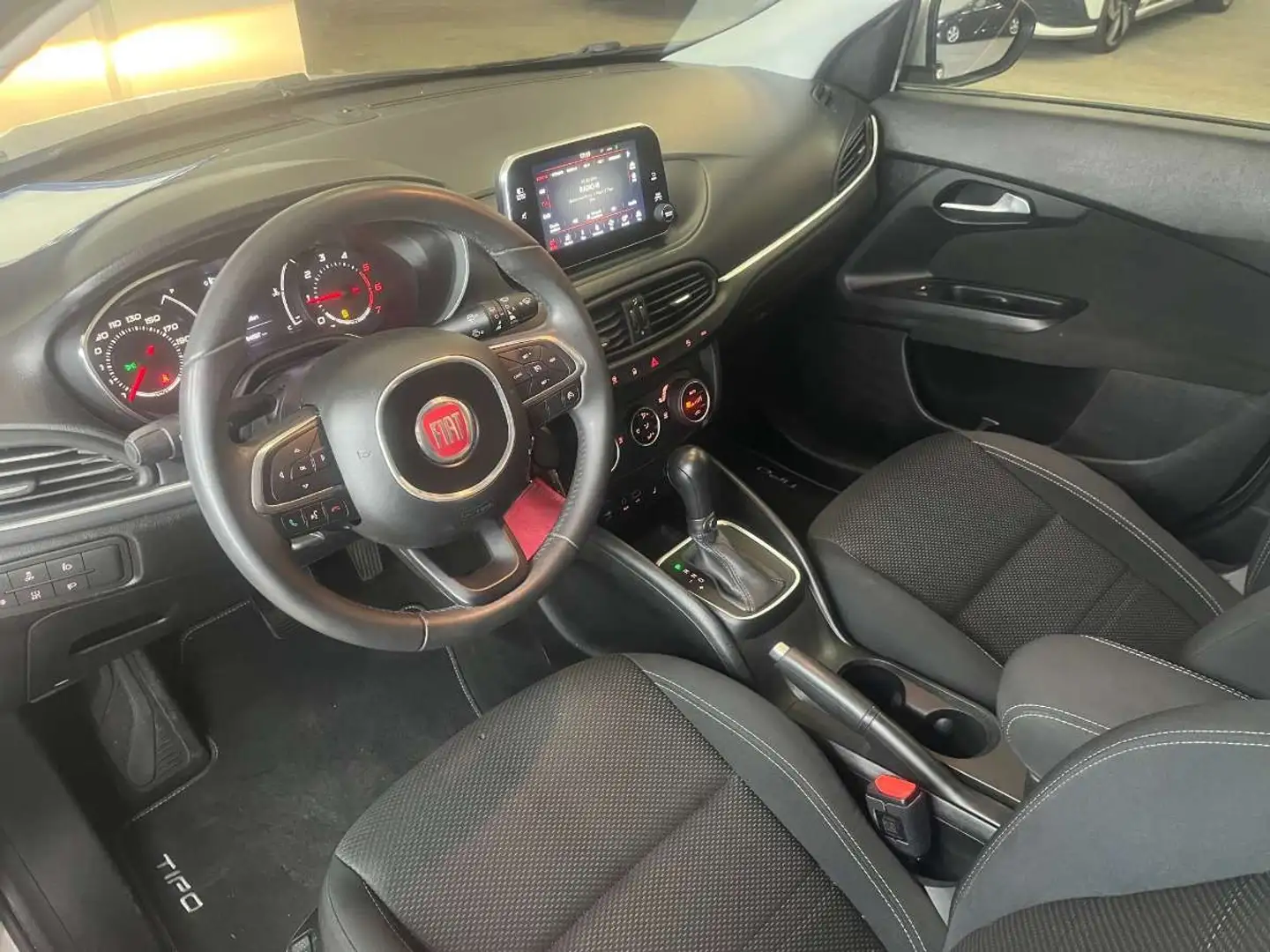 Fiat Tipo Tipo 1,6 MultiJet II 120 DDCT Lounge Lounge - 2