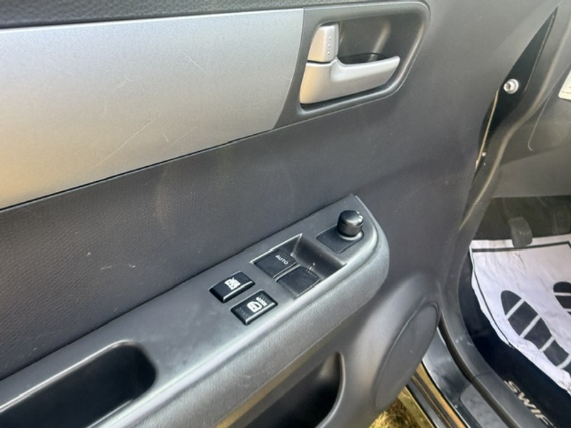 Suzuki Swift 1.3 Exclusive Airco 33963KM! — photo 11