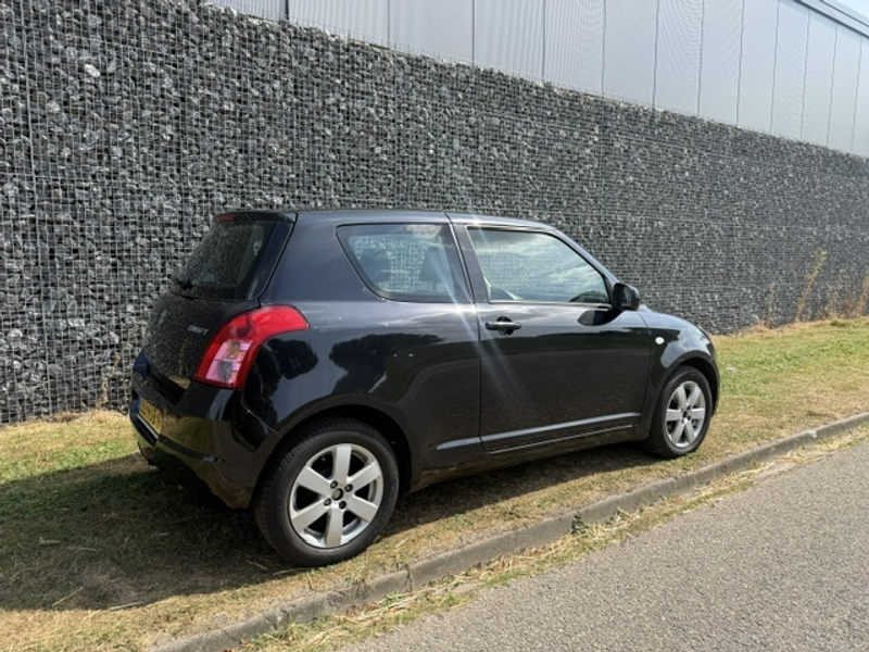 Suzuki Swift 1.3 Exclusive Airco 33963KM! — photo 4