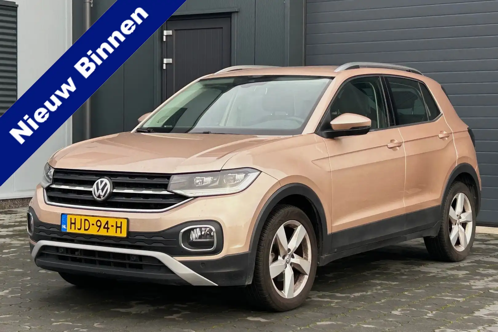Volkswagen T-Cross 1.0 TSI Style 35901KM! LED CARPLAY STOELVERW. Béžová - 1