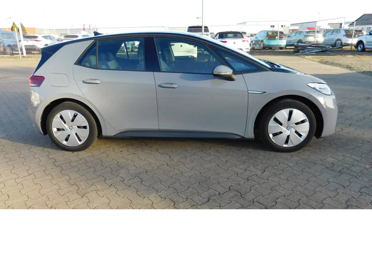 Volkswagen ID.3 Pure Performance Elektrik 1-Gang Navi Grau - 2