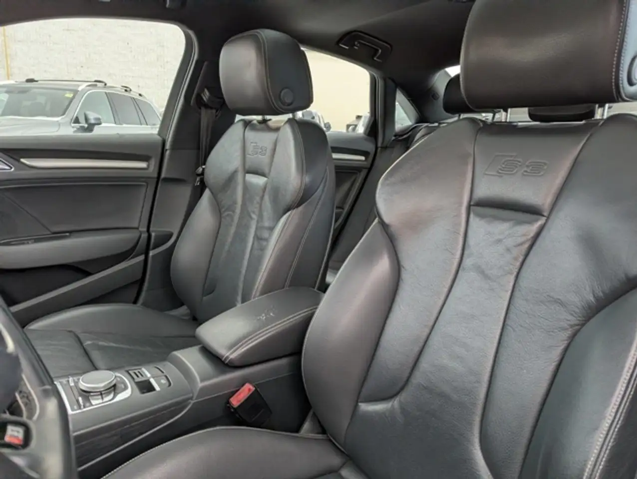 Audi S3 снимка Audi S3