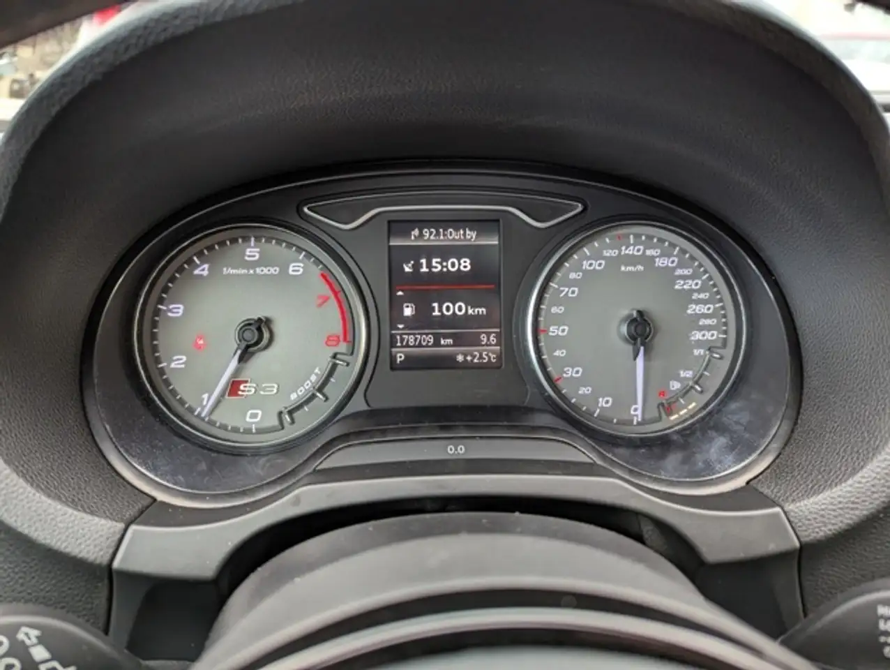 Audi S3 снимка Audi S3