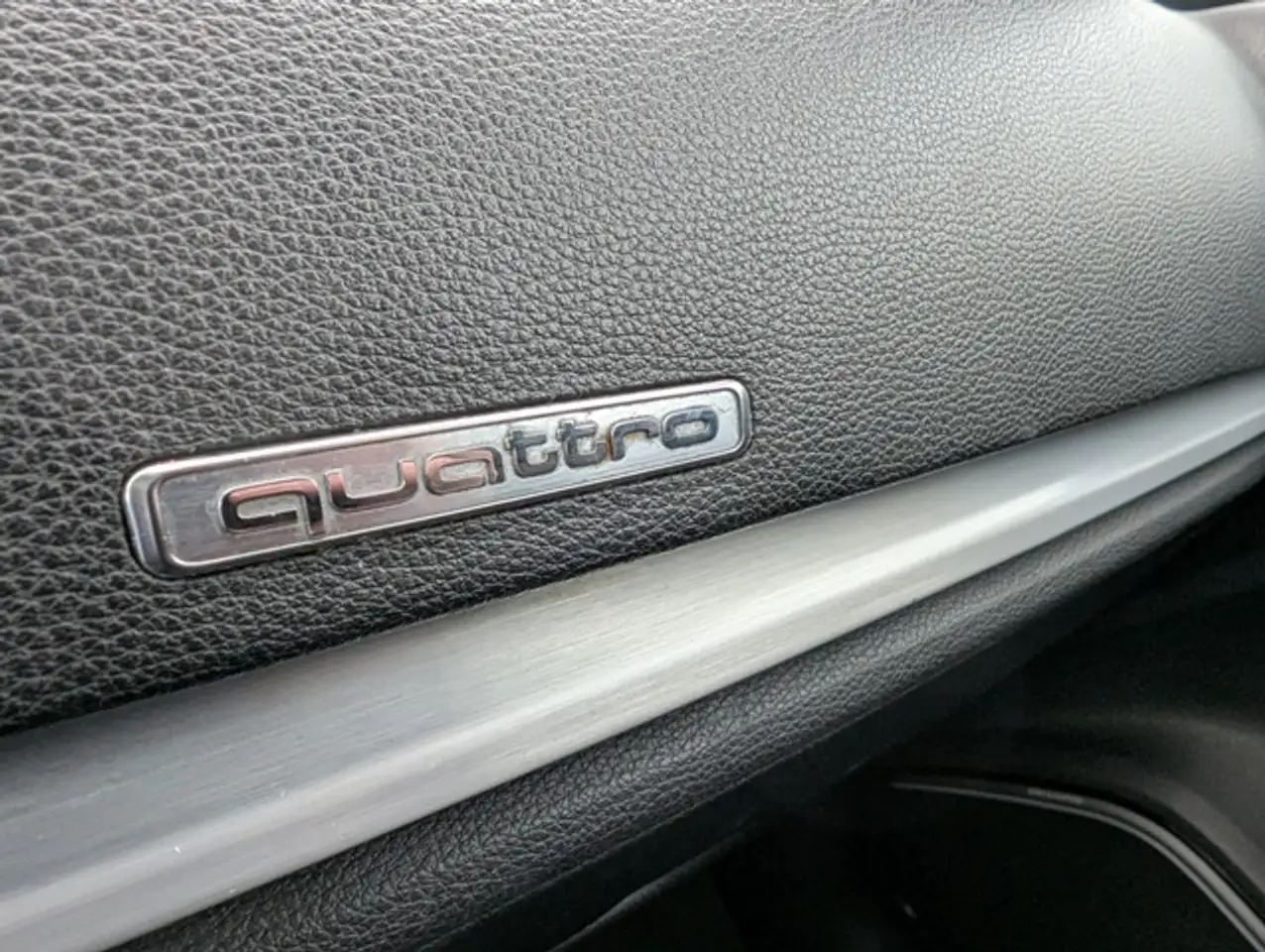 Audi S3 снимка Audi S3