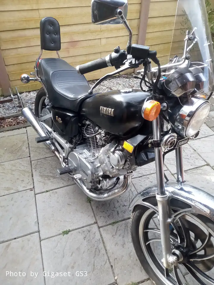 Yamaha XV 750