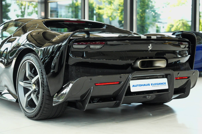 Ferrari 296 GTB Speciale*FULL-CARBON*CARBON-LED*KERAMIK* — photo 11