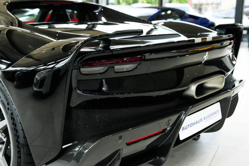 Ferrari 296 GTB Speciale*FULL-CARBON*CARBON-LED*KERAMIK* — photo 12