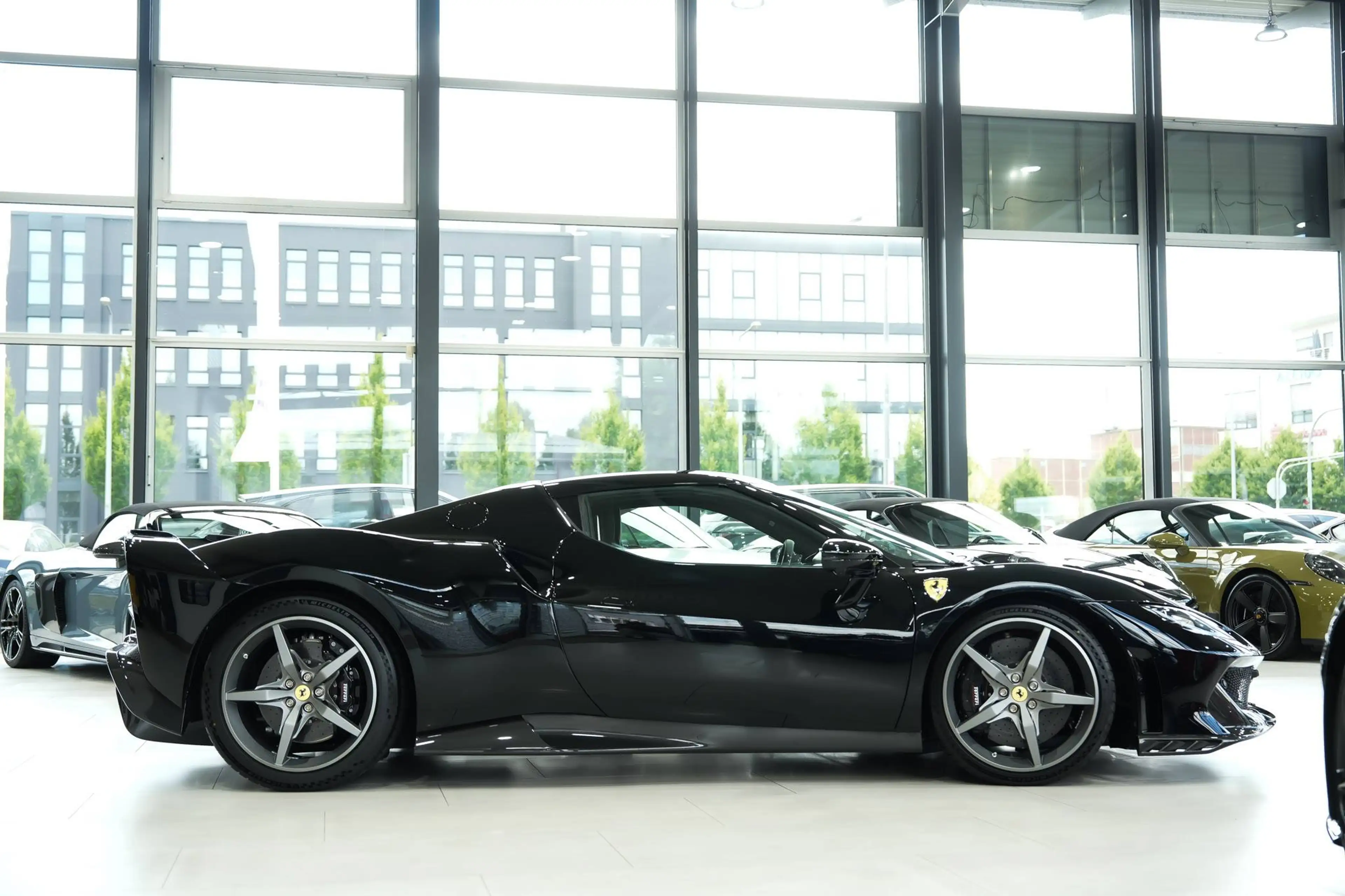 Ferrari 296 GTB Speciale*FULL-CARBON*CARBON-LED*KERAMIK* — photo 7