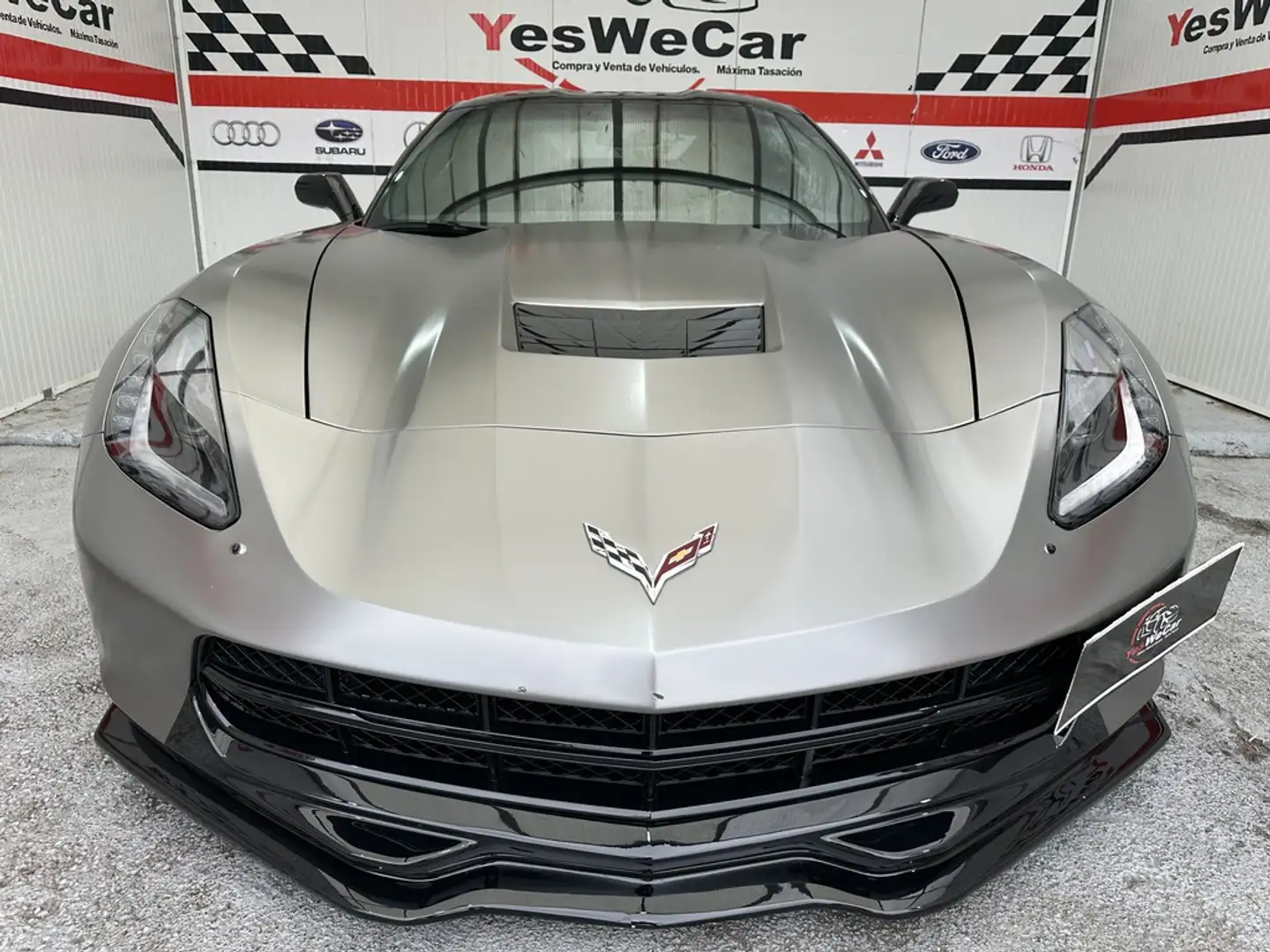 Chevrolet Corvette Stingray Z51 Convertible Grau - 2