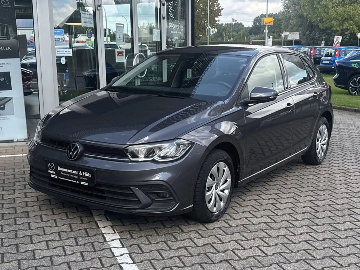 Volkswagen Polo 1.0 Life Life Gris - 1