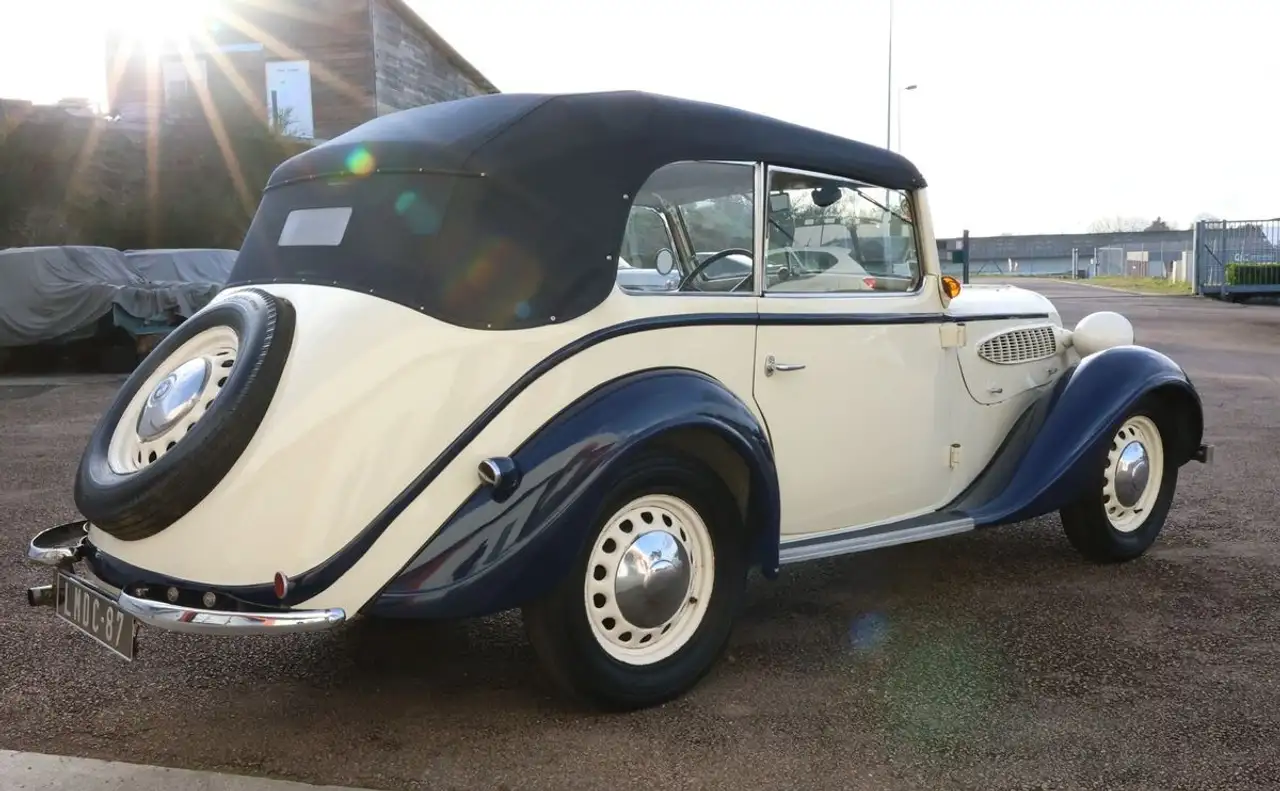 BMW 330 329 Cabriolet bi-ton Crème Bleu 1935, foto 3
