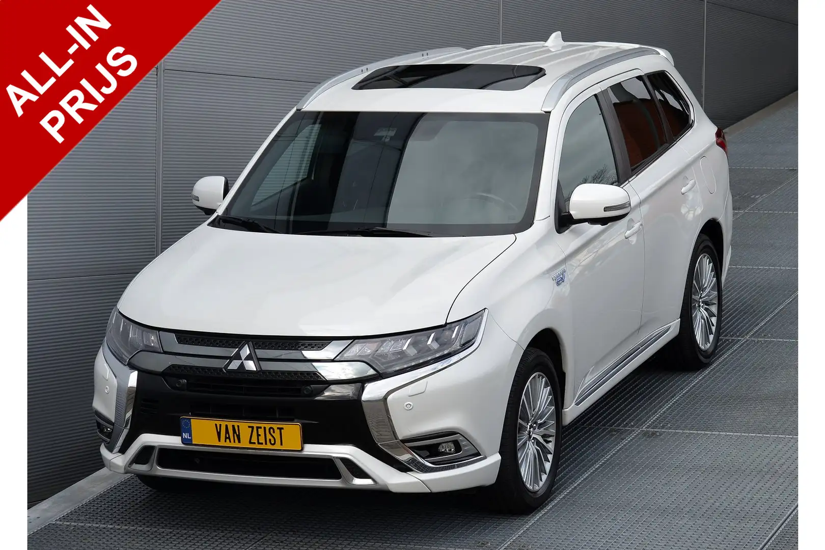 Mitsubishi Outlander PHEV 2.4 INSTYLE 4WD | PLUG IN HYBRID | V2G | FULL Wit - 1