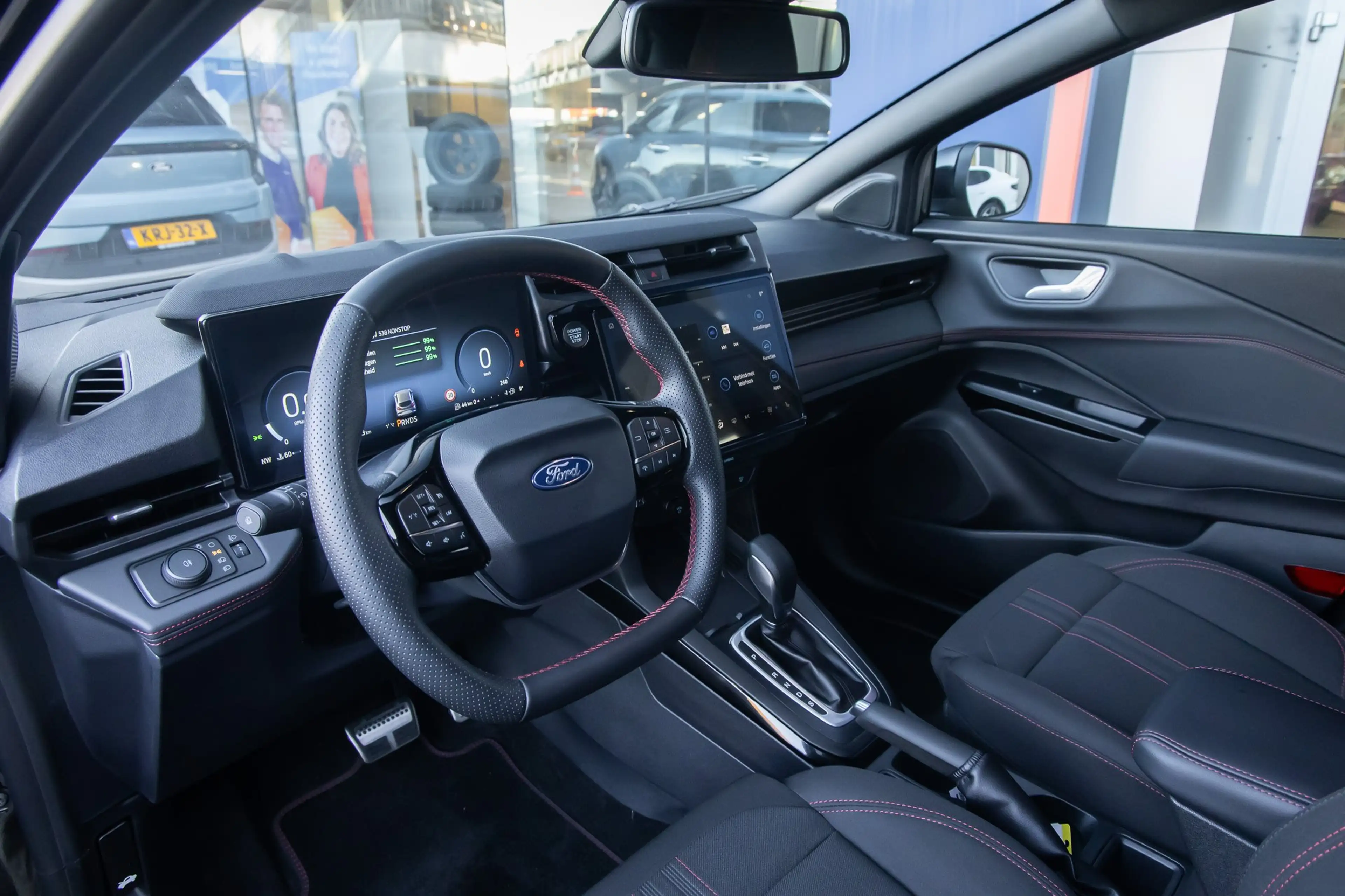 Ford Puma 1.0 EcoBoost Hybrid ST-Line | Stoel/stuur/voorruit — photo 2