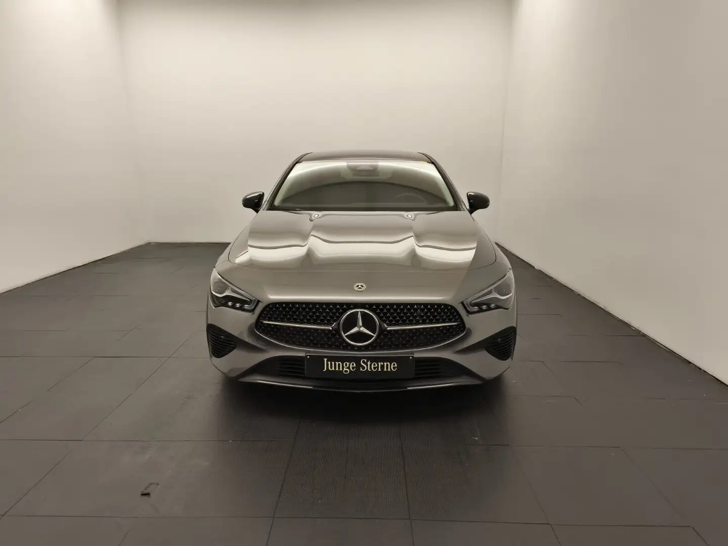 Mercedes-Benz CLA 180 CLA 180 Coupé Progressive Night Totwinkel RüCam Grau - 2