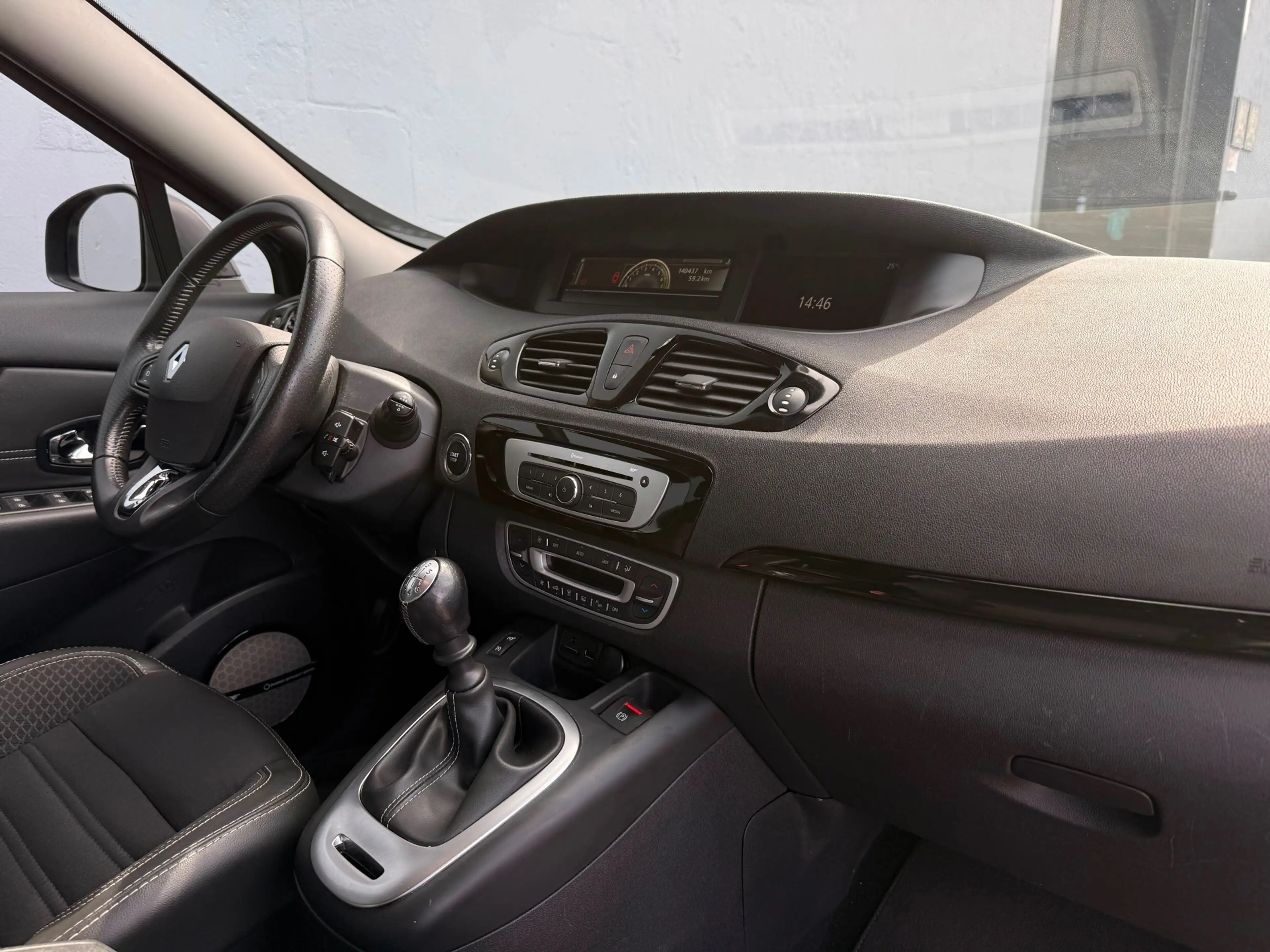Renault Grand Scenic 1.2 TCe Bose - Navigatie — photo 10