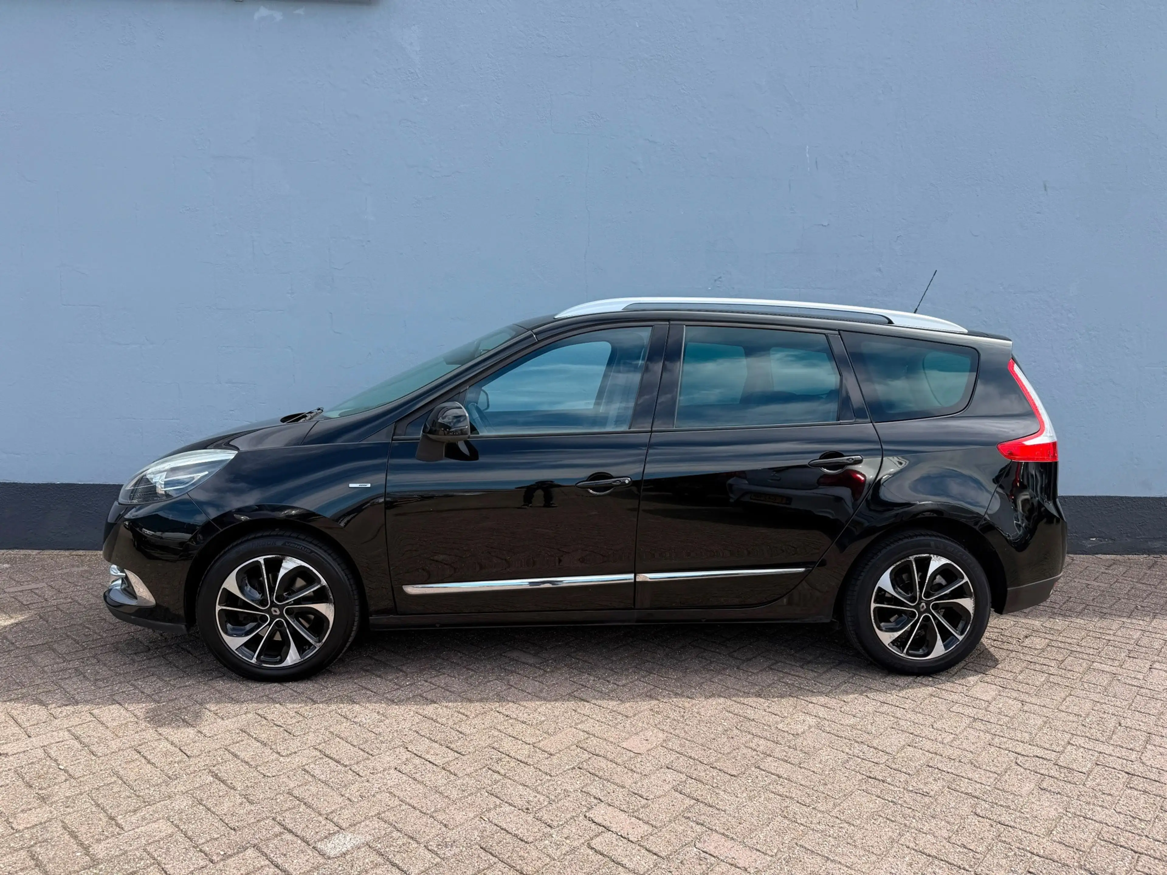 Renault Grand Scenic 1.2 TCe Bose - Navigatie — photo 2