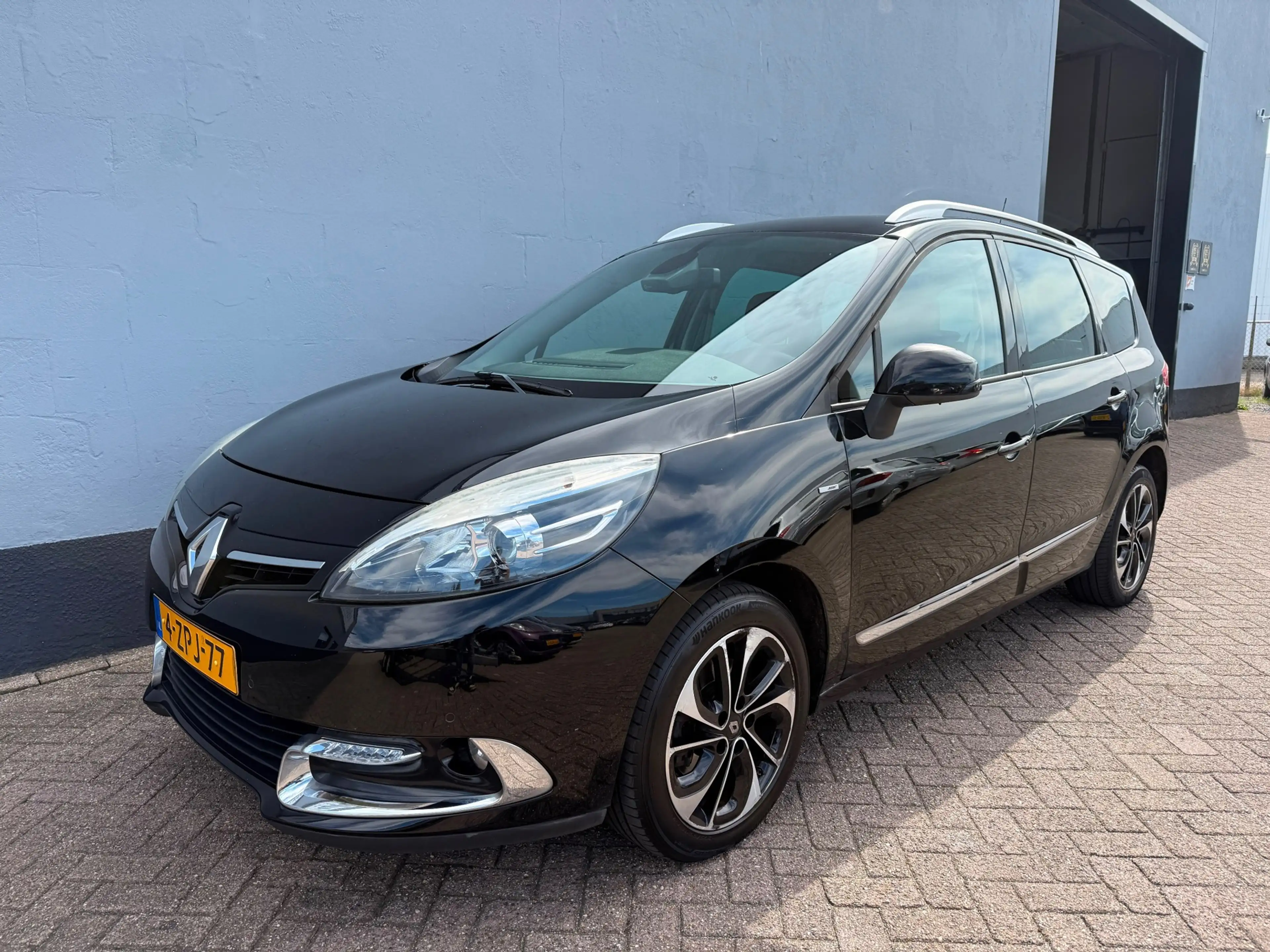 Renault Grand Scenic 1.2 TCe Bose - Navigatie