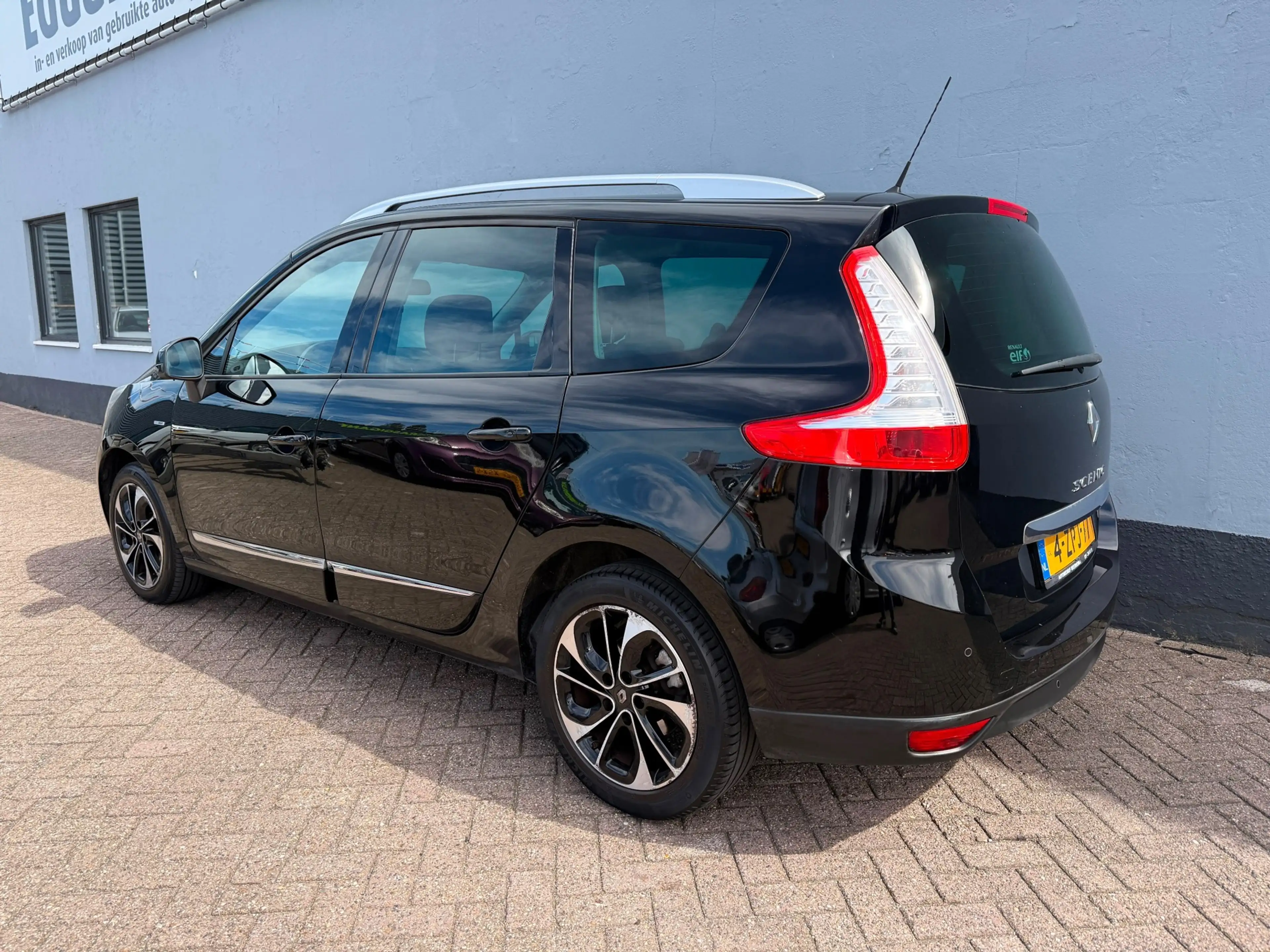 Renault Grand Scenic 1.2 TCe Bose - Navigatie — photo 3
