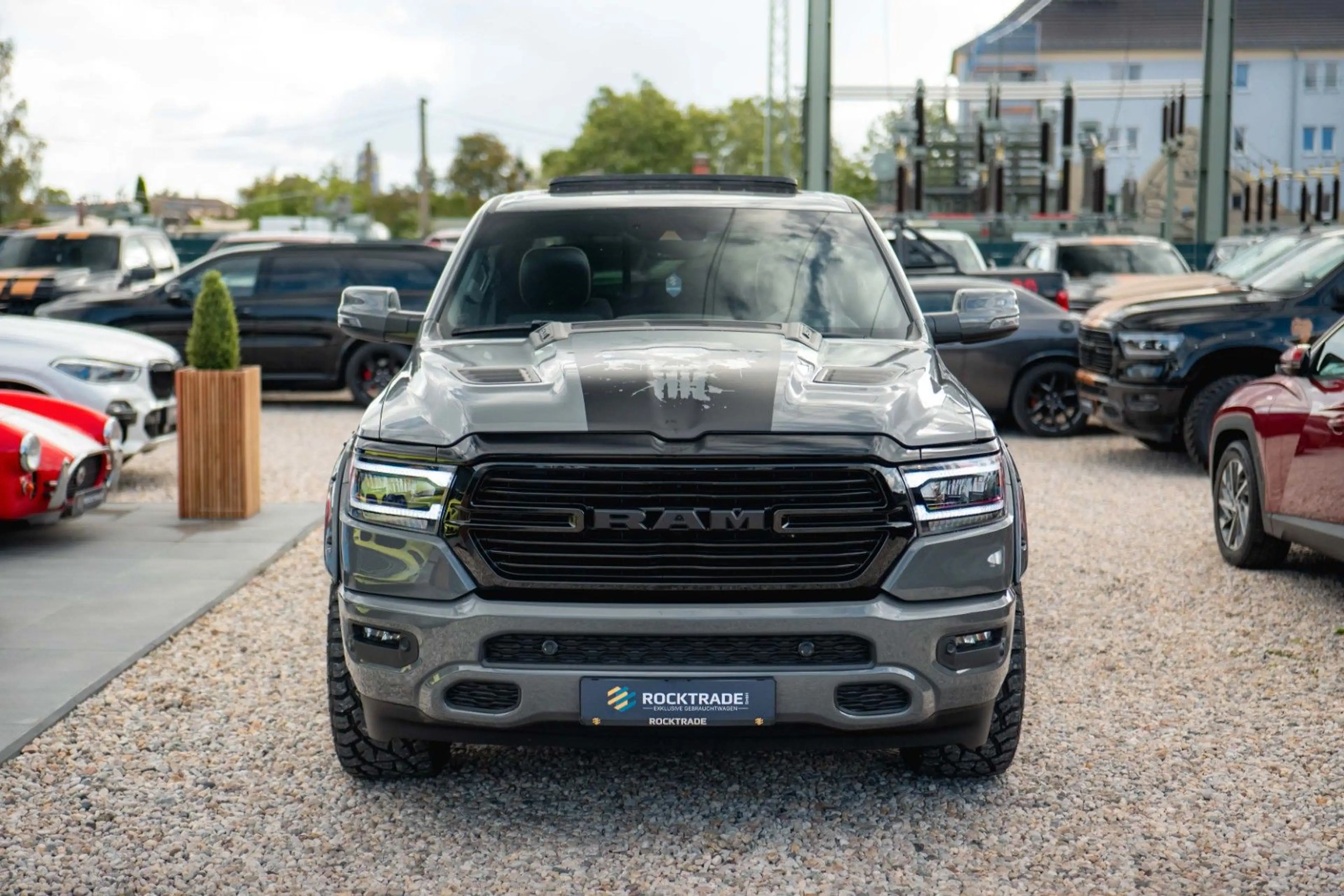 Dodge RAM 5.7 V8 HEMI 4x4 LARAMIE PUNISHER *Pano*19%* — photo 2