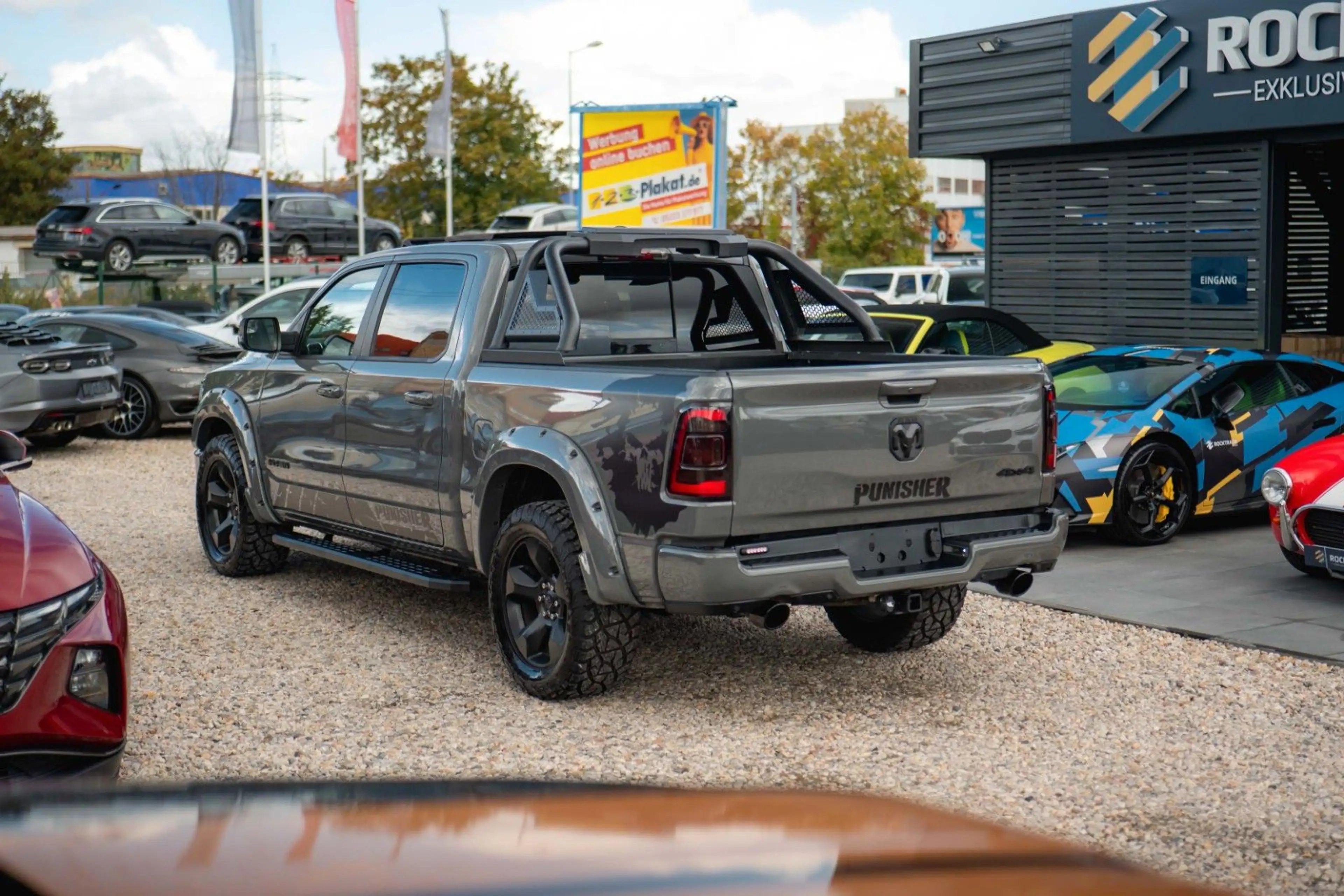 Dodge RAM 5.7 V8 HEMI 4x4 LARAMIE PUNISHER *Pano*19%* — photo 6