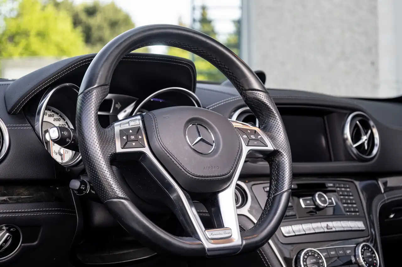 Mercedes-Benz SL fotografie Mercedes-Benz SL
